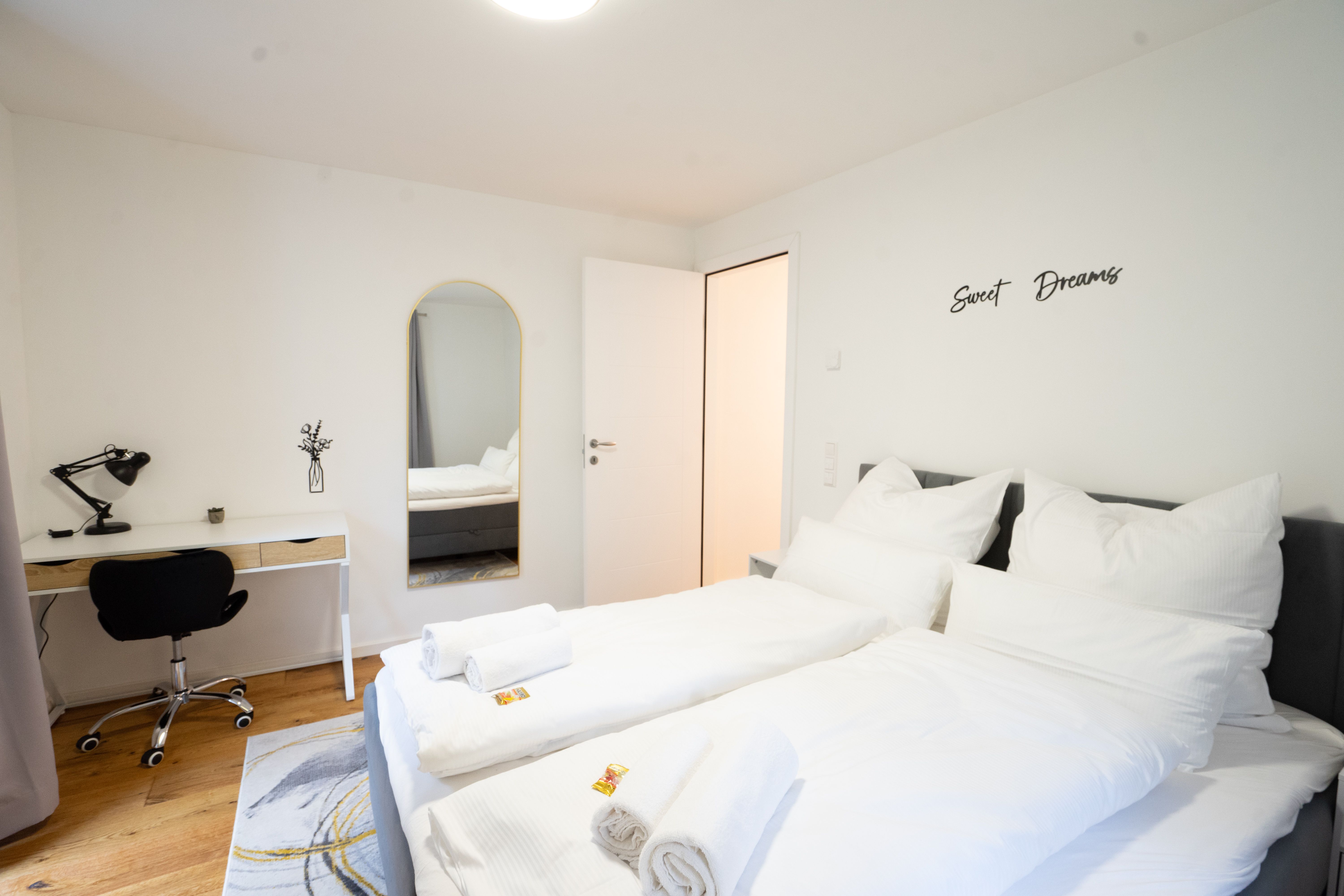Deluxe Apartment - Your Stylish Temporary Home In Reutlingen - 8