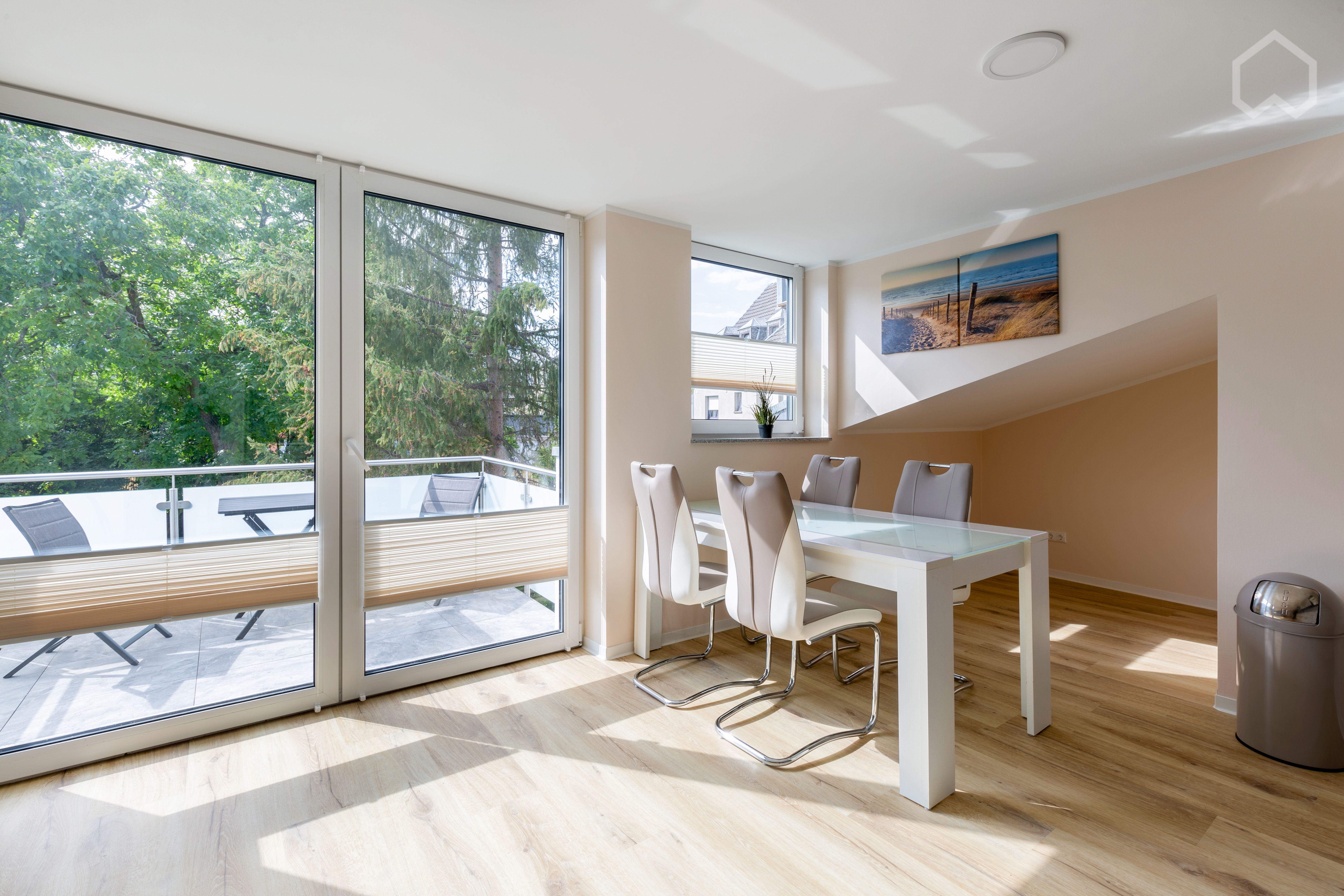  Bright, Modern Apartment With High Quality Kitchen And Balcony In Aachen  -  Bright, modern apartment with high quality kitchen and balcony in Aachen  - Gallery -  15