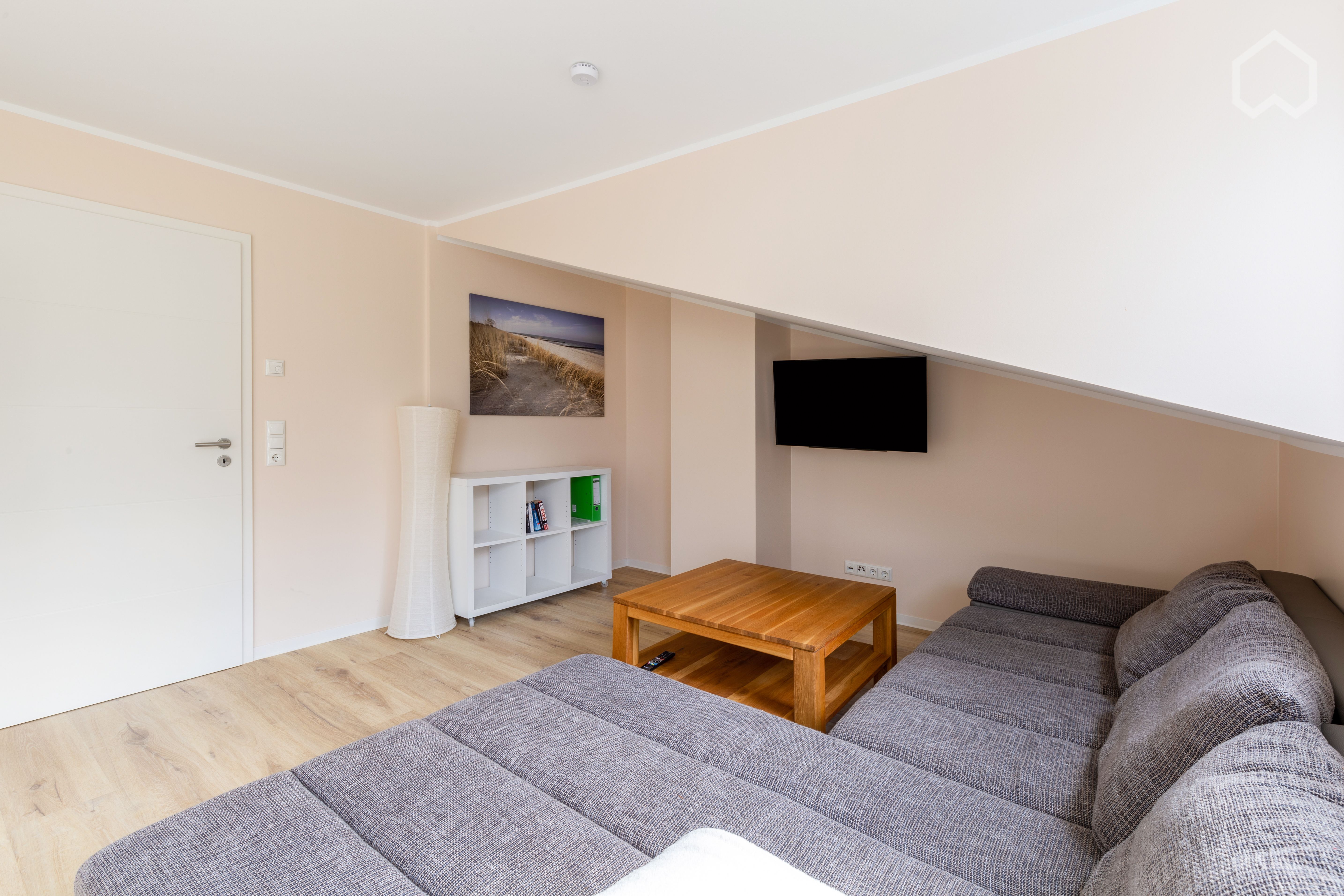  Bright, Modern Apartment With High Quality Kitchen And Balcony In Aachen  -  Bright, modern apartment with high quality kitchen and balcony in Aachen  - Gallery -  9