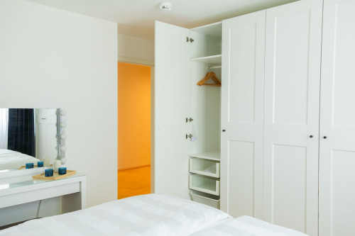 Luxury apartment - garden, kitchen & parking - Gallery - 35