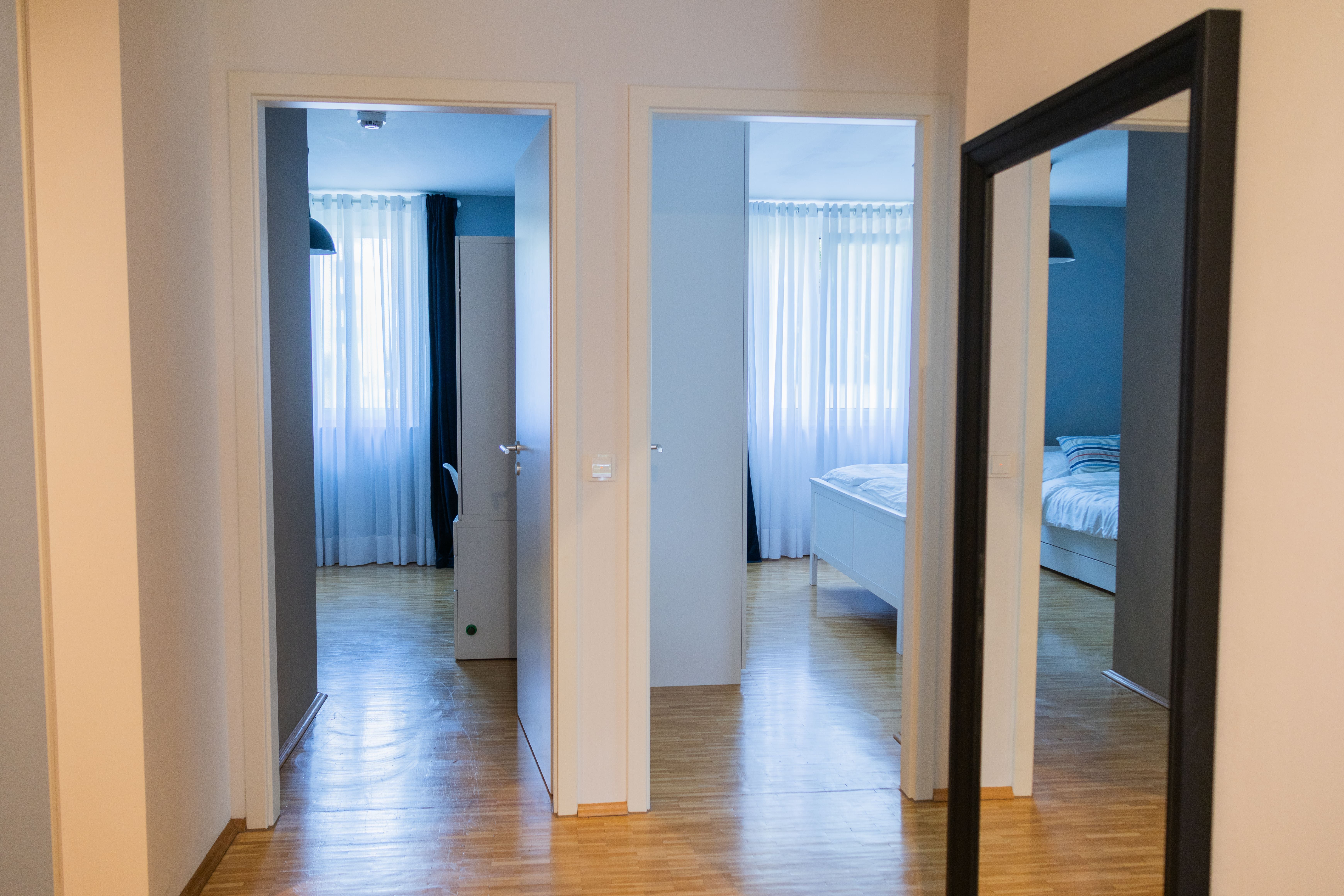 Luxury Apartment - Garden, Kitchen & Parking - 10