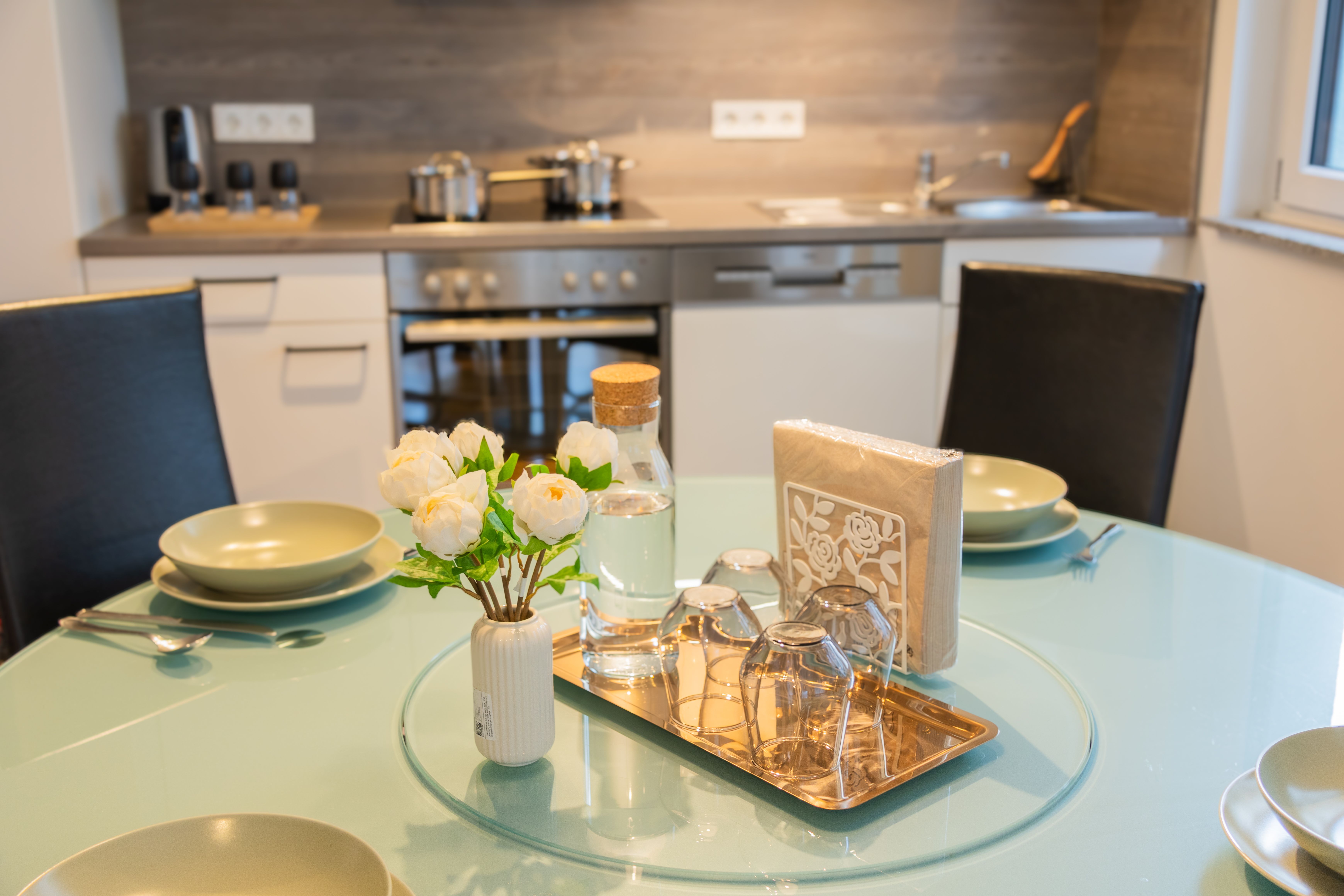 Luxury Apartment - Garden, Kitchen & Parking - 28