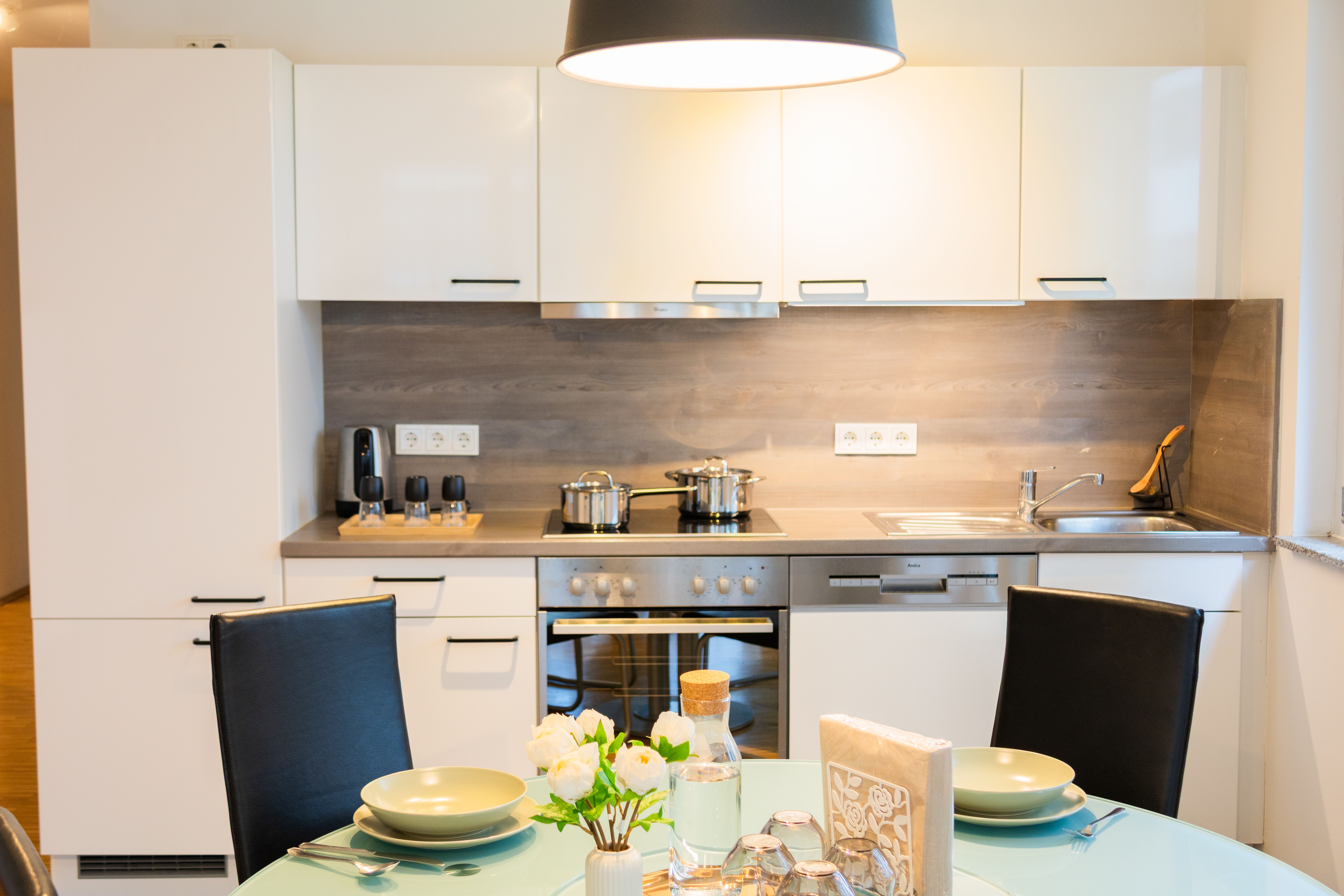 Luxury Apartment - Garden, Kitchen & Parking - 27