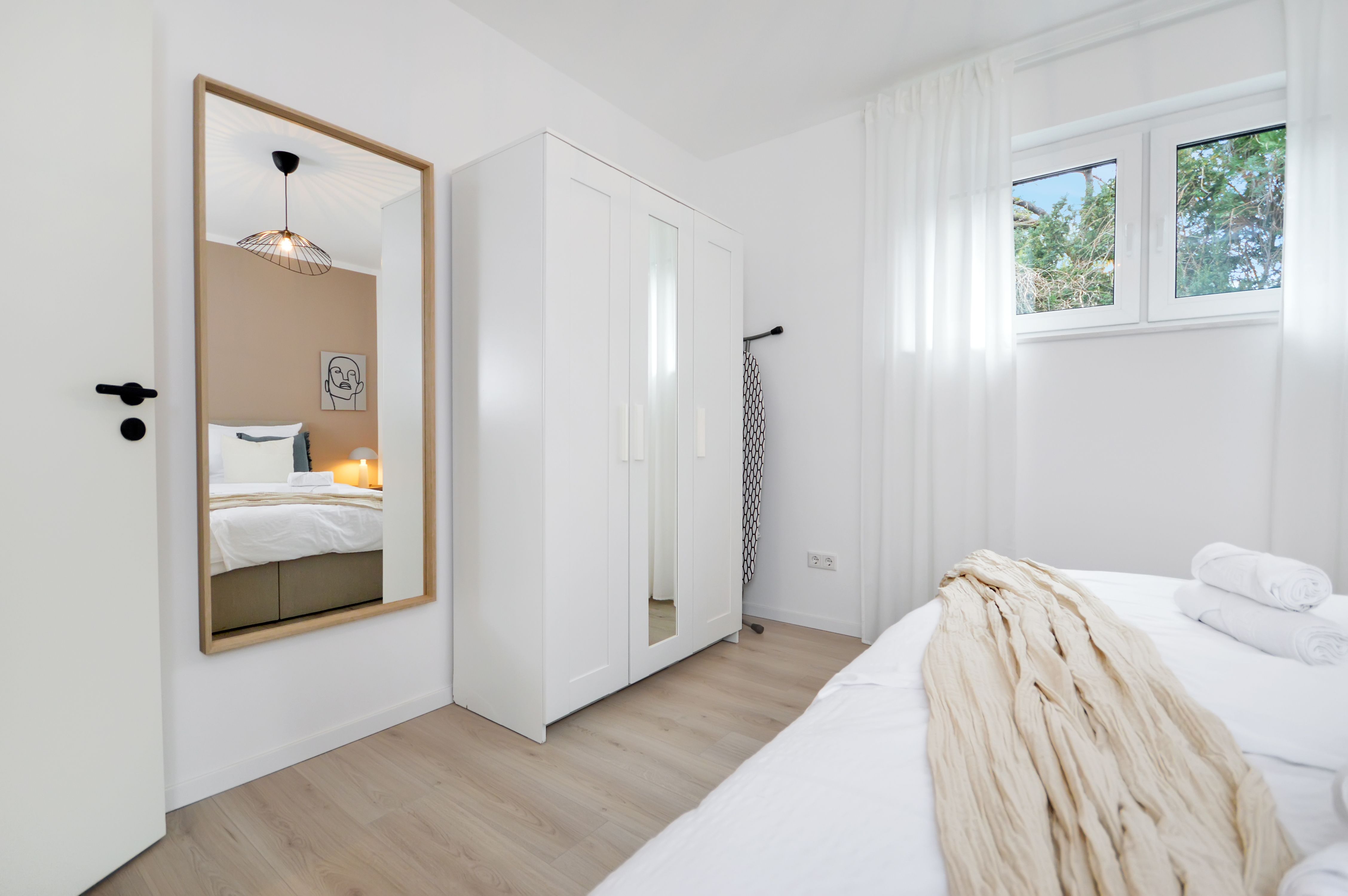  Awesome And Beautiful Studio Located In Bielefeld  -  Awesome and beautiful studio located in Bielefeld  - Gallery -  4
