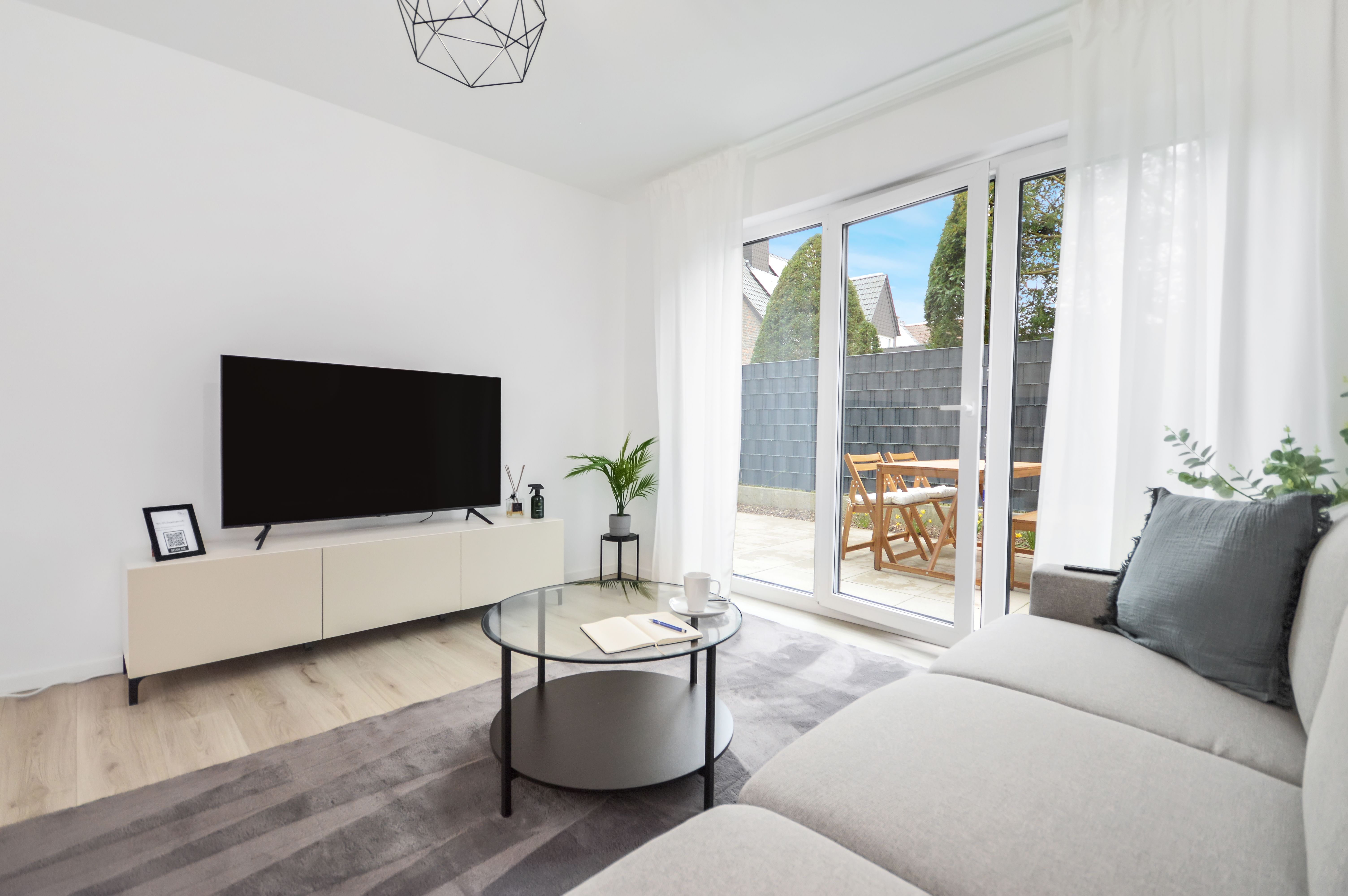  Awesome And Beautiful Studio Located In Bielefeld  -  Awesome and beautiful studio located in Bielefeld  - Gallery -  11