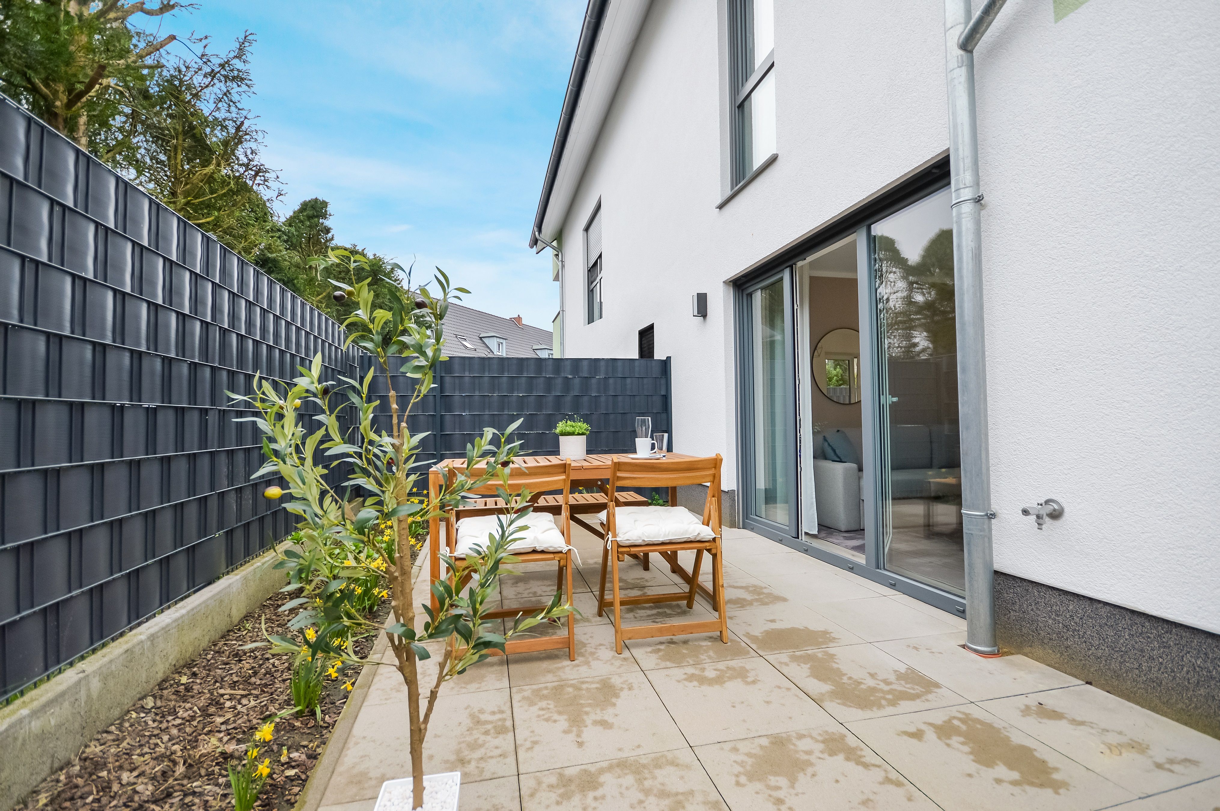  Awesome And Beautiful Studio Located In Bielefeld  -  Awesome and beautiful studio located in Bielefeld  - Gallery -  2
