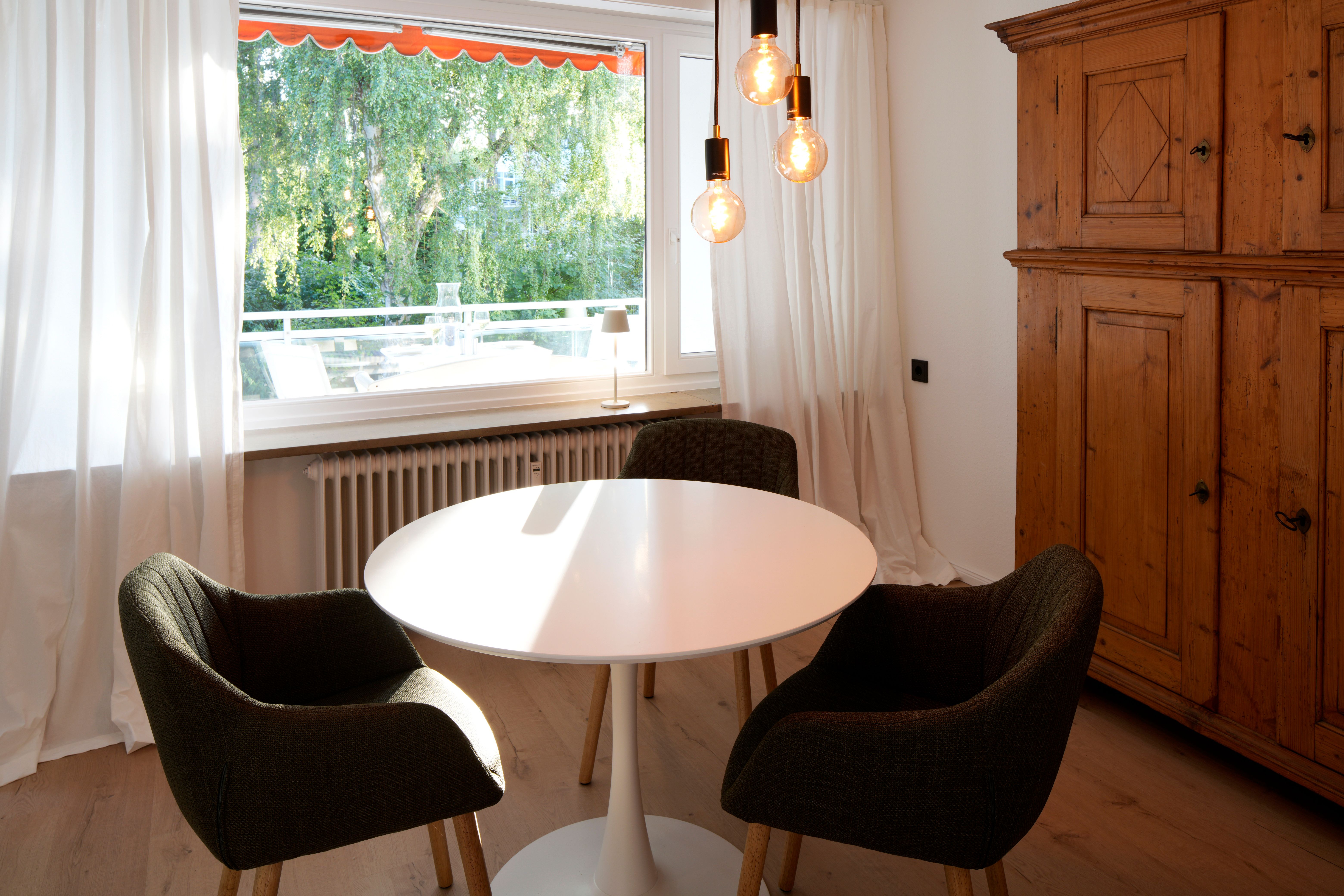  Located In A Prime Location, Fully Renovated, Furnished 3‑room Apartment (90 m²) For Temporary Rent   -  Located in a prime location, fully renovated, furnished 3‑room apartment (90 m²) for temporary rent – close to the Alster / Hamburg‑Uhlenhorst  - Gallery -  28