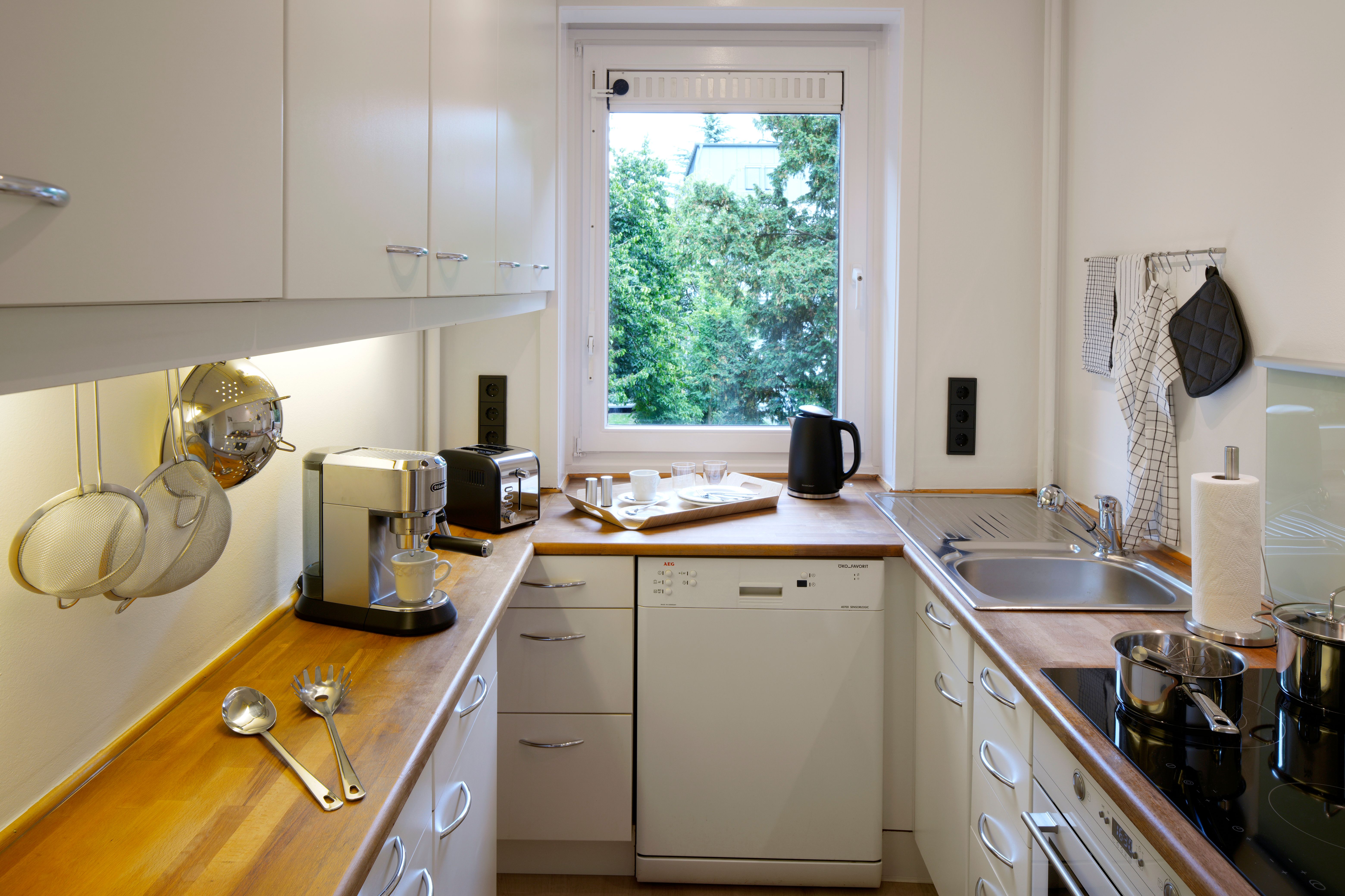  Located In A Prime Location, Fully Renovated, Furnished 3‑room Apartment (90 m²) For Temporary Rent   -  Located in a prime location, fully renovated, furnished 3‑room apartment (90 m²) for temporary rent – close to the Alster / Hamburg‑Uhlenhorst  - Gallery -  13