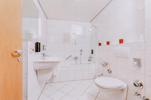 Charming, amazing suite in nice area