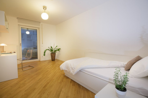 Charming & cute suite in vibrant neighbourhood - Gallery - 2