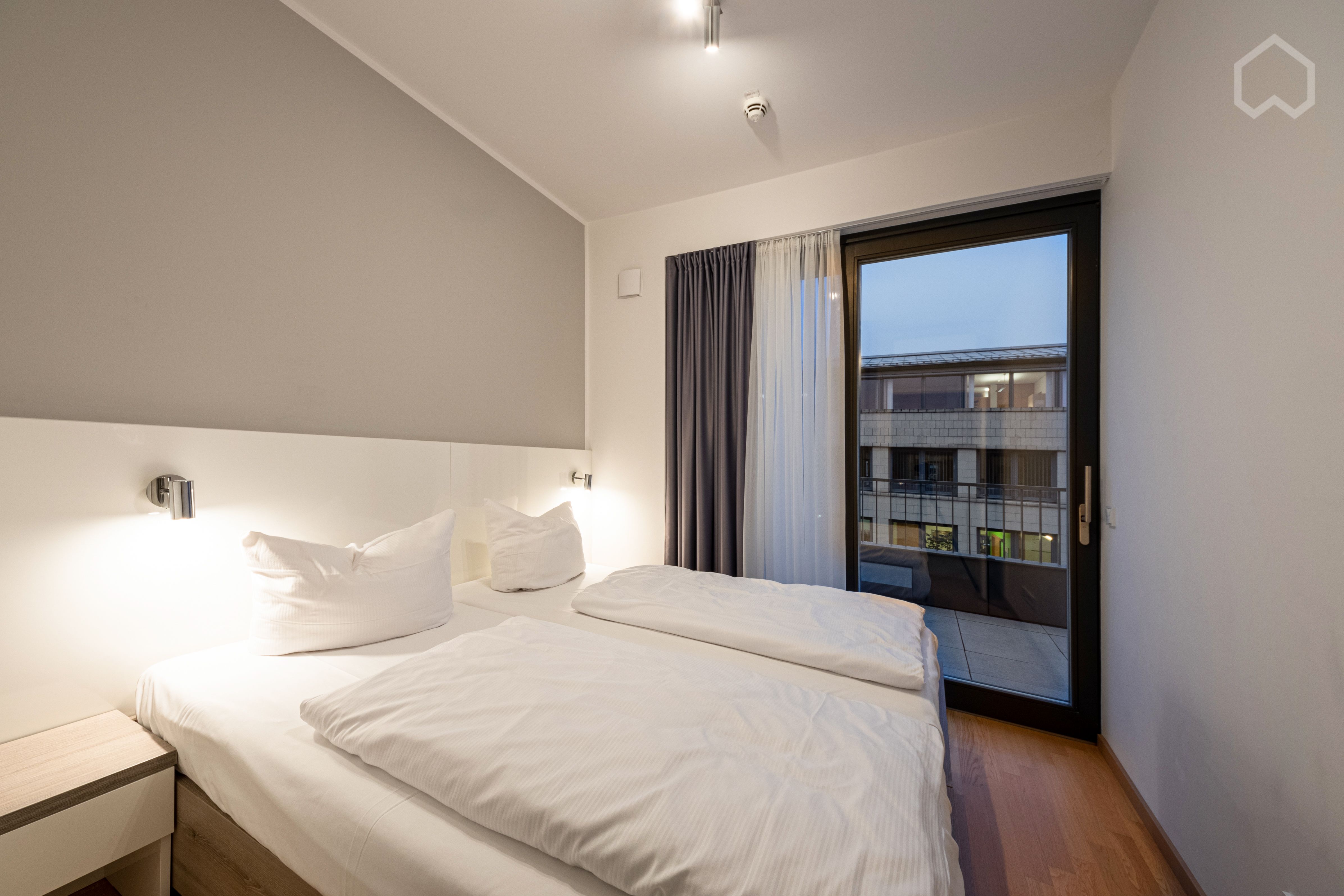 4-Room Apartment, Modern, High-Quality, With Balcony In The Center Of Dresden (Germany) - 21