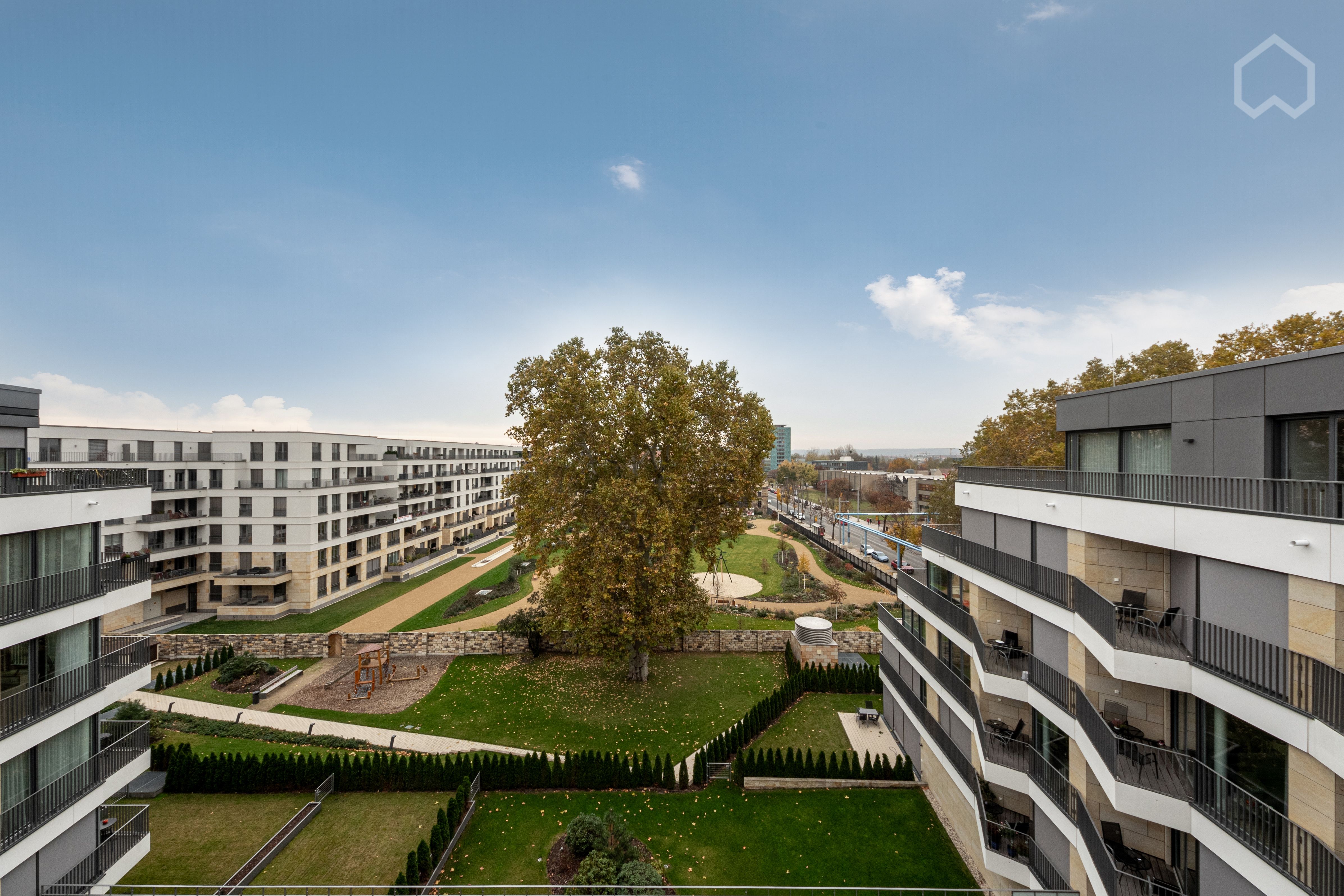 4-Room Apartment, Modern, High-Quality, With Balcony In The Center Of Dresden (Germany) - 13