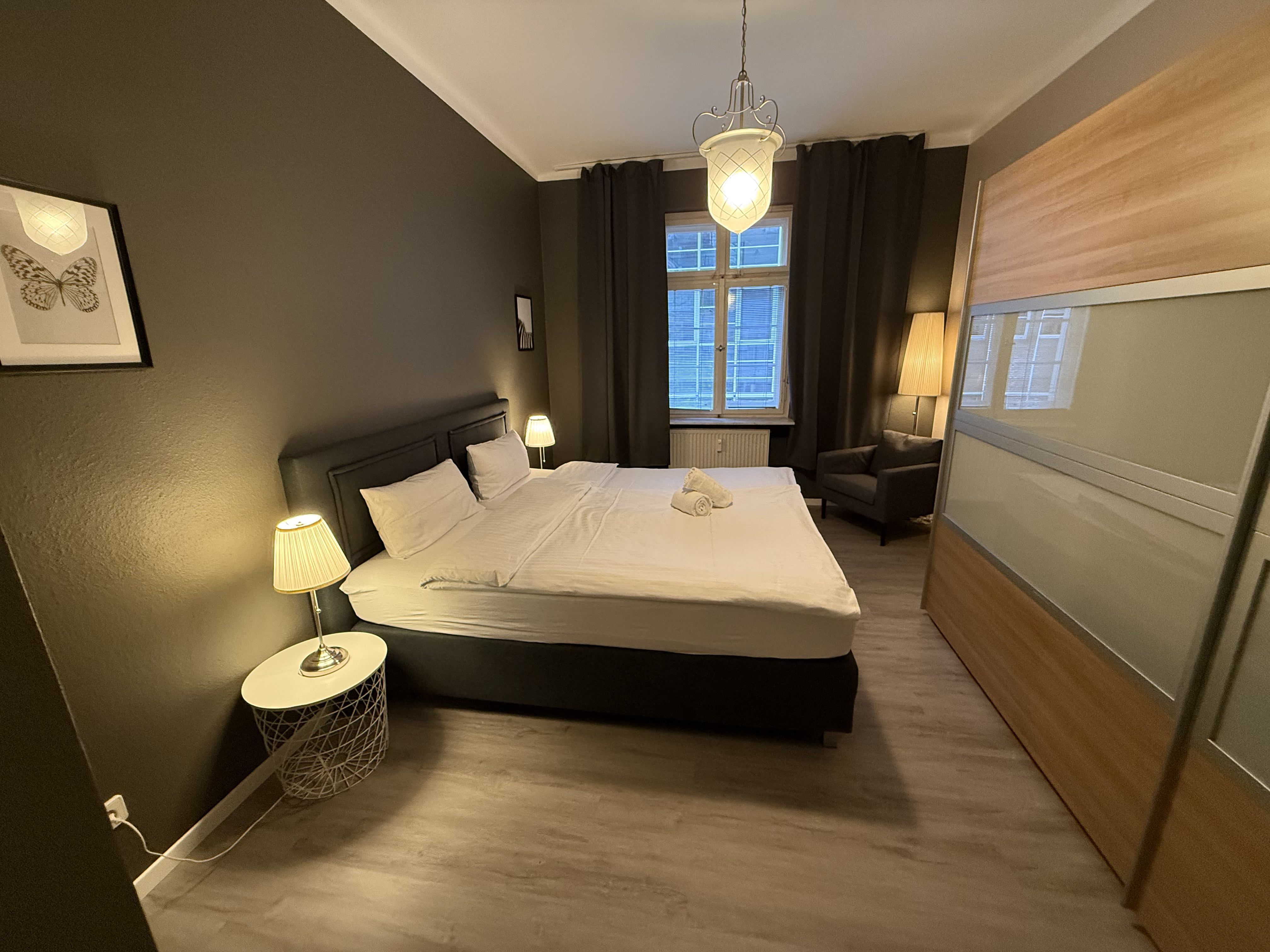 QUIET CITY CENTER 2-BEDROOM APARTMENT WITH BALCONY - QUIET CITY CENTER 2-BEDROOM APARTMENT WITH BALCONY - Gallery - 7
