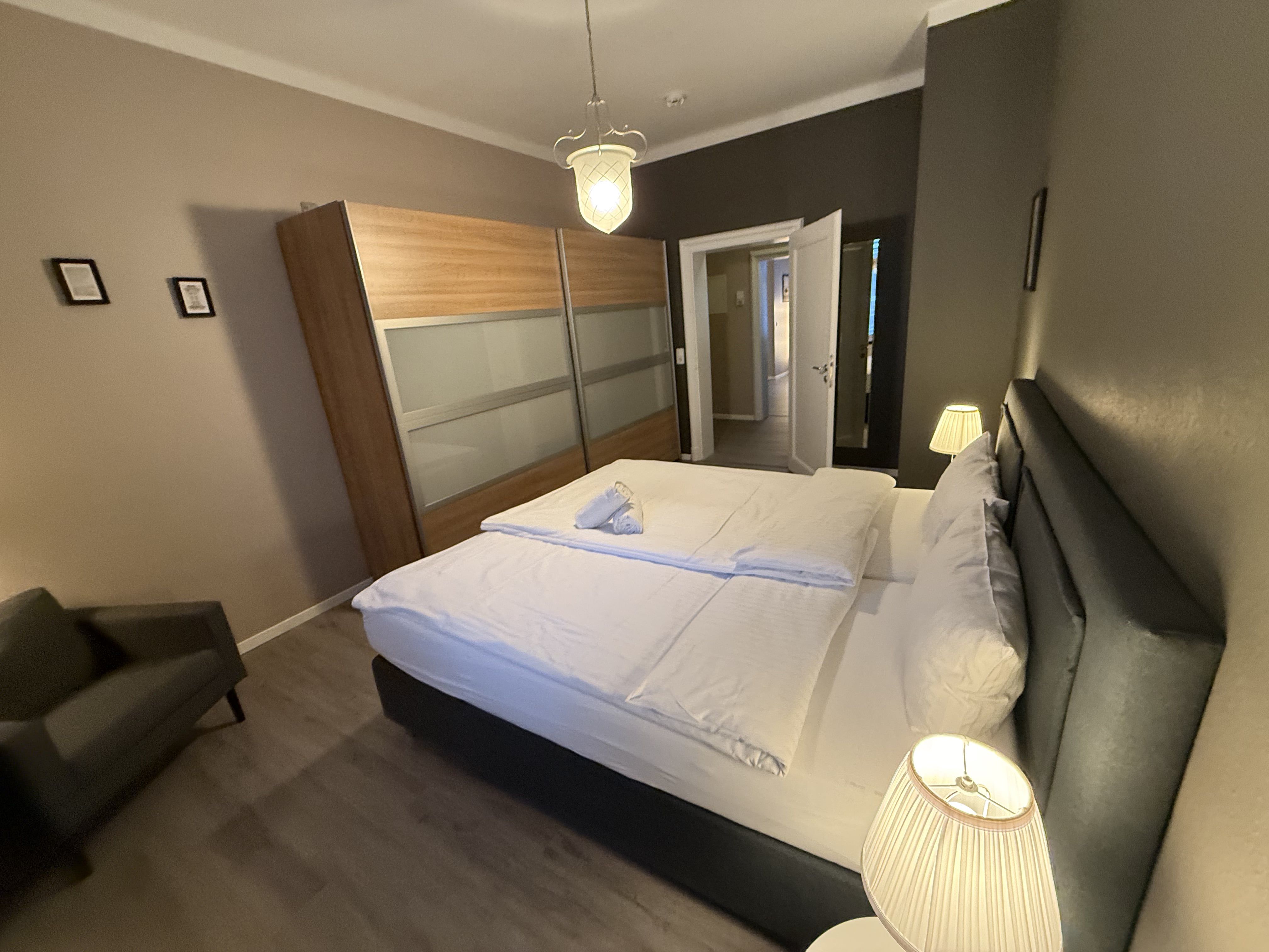 QUIET CITY CENTER 2-BEDROOM APARTMENT WITH BALCONY - QUIET CITY CENTER 2-BEDROOM APARTMENT WITH BALCONY - Gallery - 9