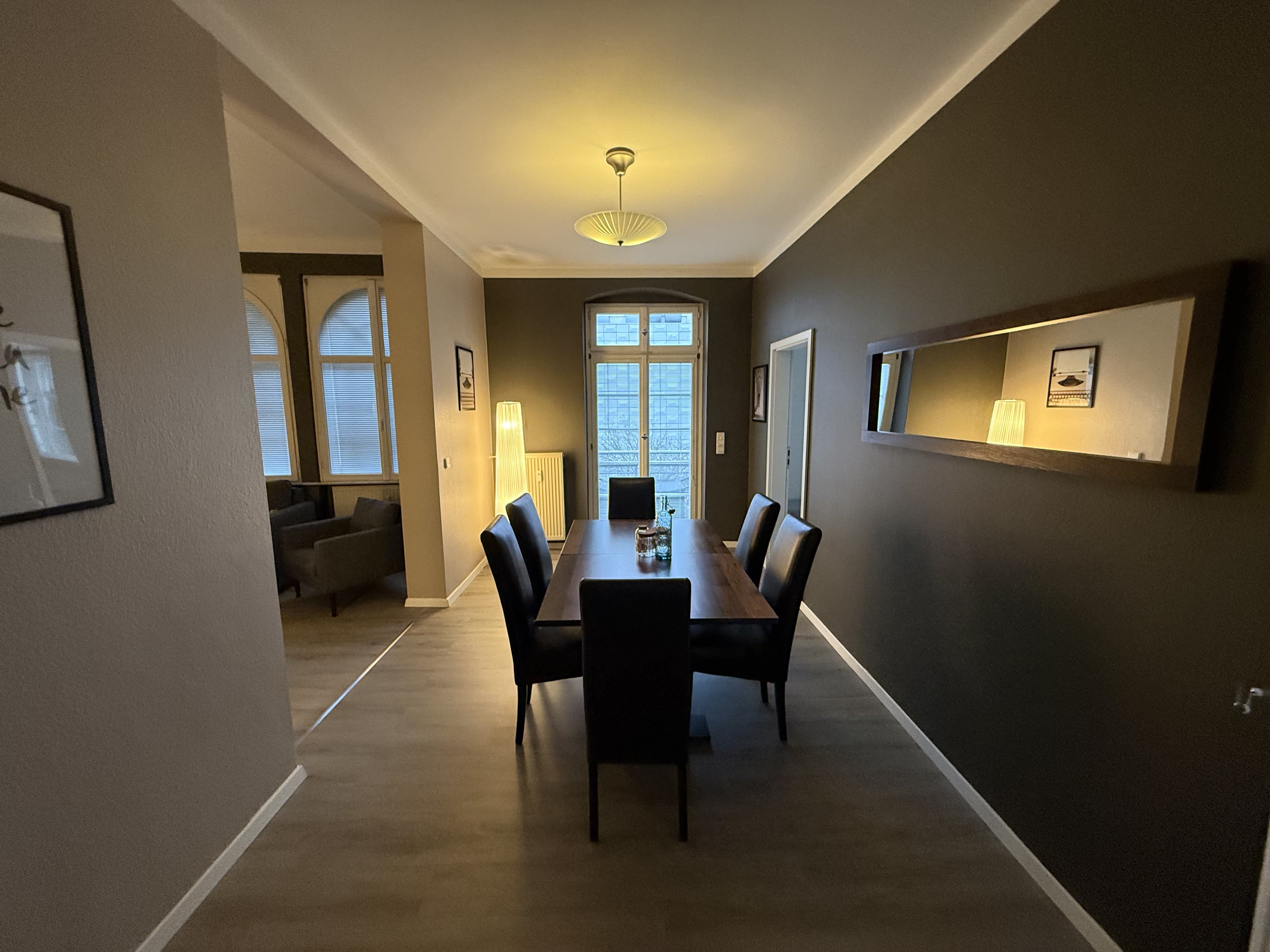 QUIET CITY CENTER 2-BEDROOM APARTMENT WITH BALCONY - QUIET CITY CENTER 2-BEDROOM APARTMENT WITH BALCONY - Gallery - 5