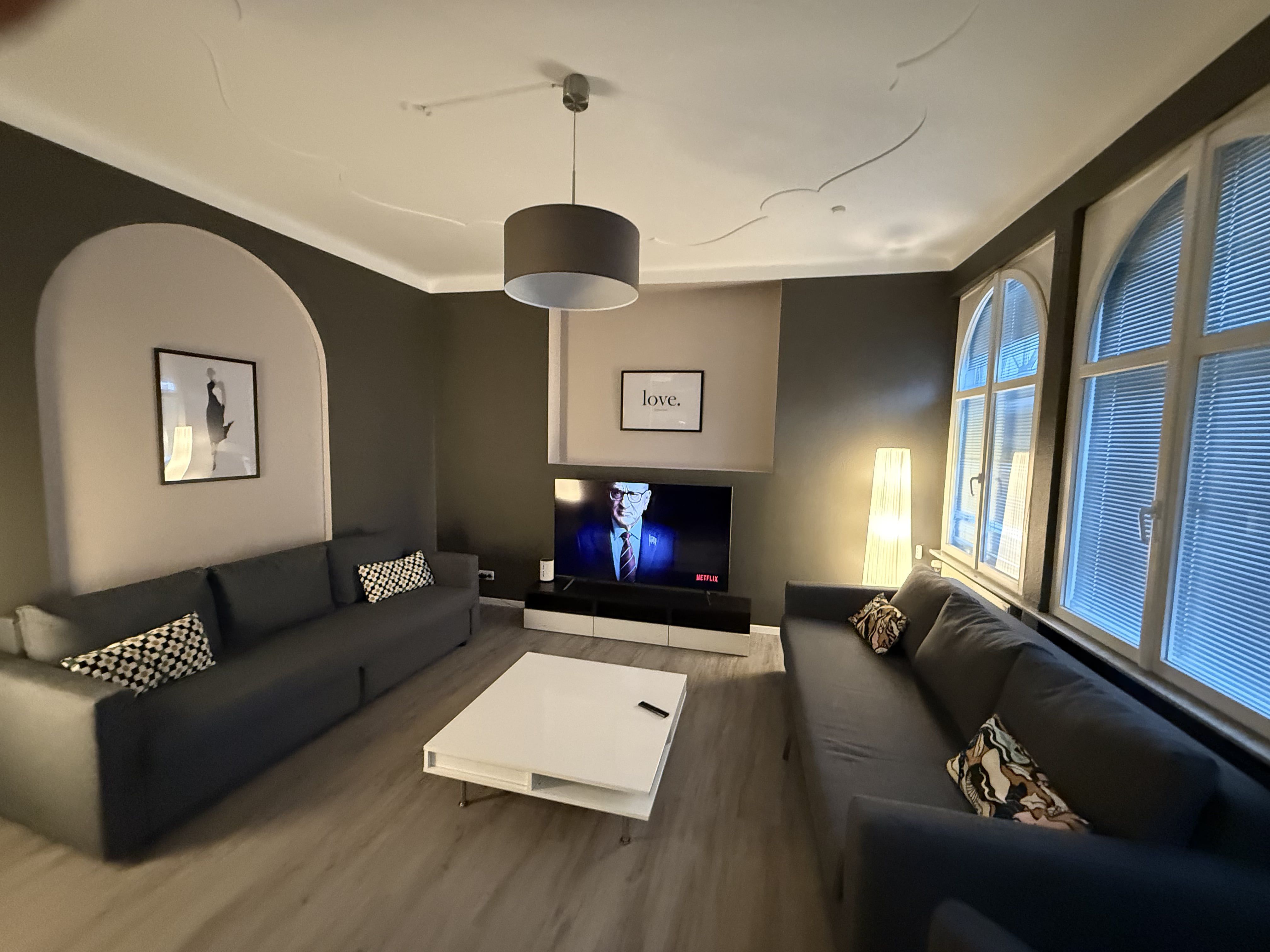 QUIET CITY CENTER 2-BEDROOM APARTMENT WITH BALCONY - QUIET CITY CENTER 2-BEDROOM APARTMENT WITH BALCONY - Gallery - 3