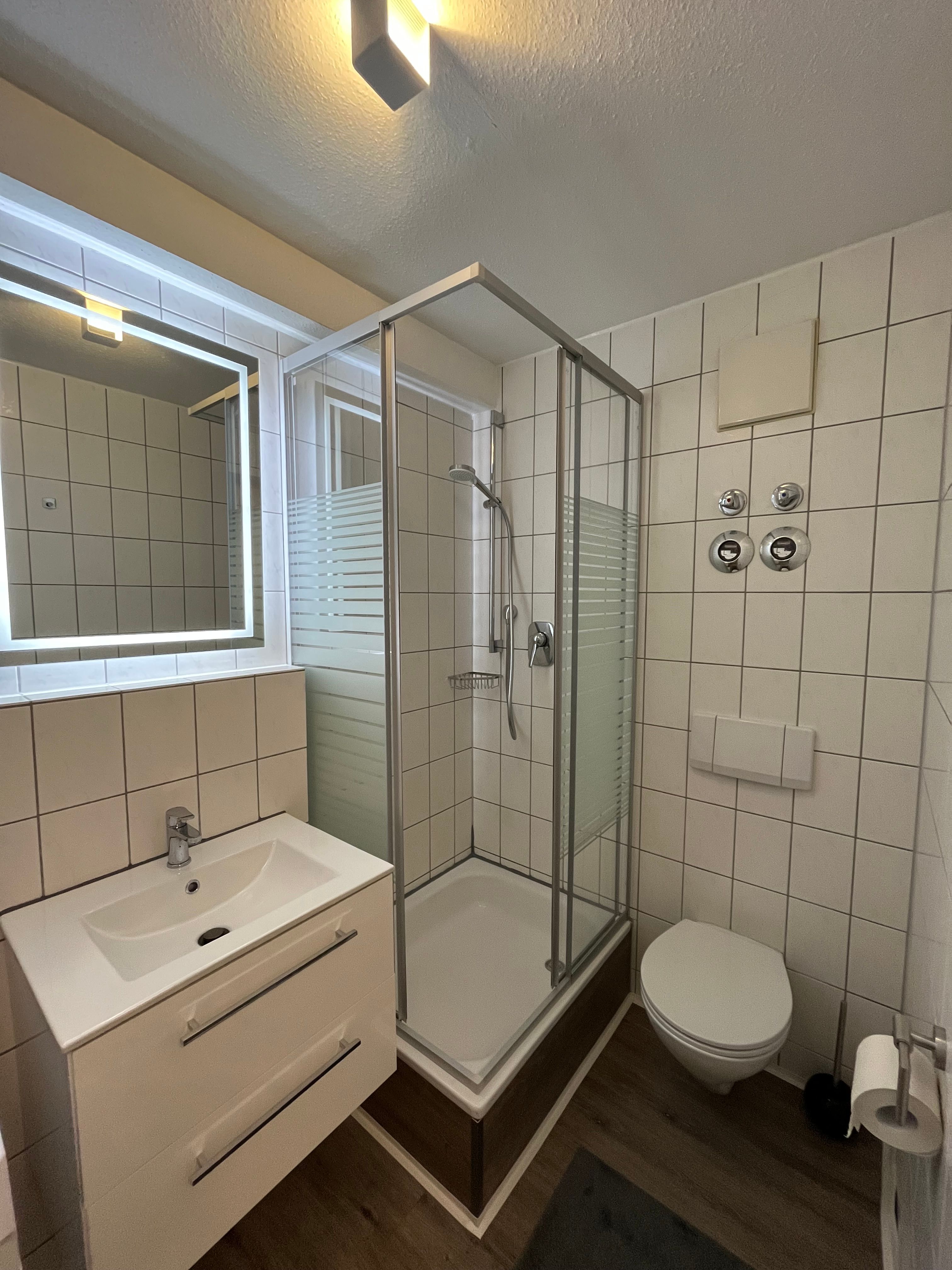  Modern Apartment / Property In The Outletcity Metzingen  -  modern apartment / property in the Outletcity Metzingen  - Gallery -  10