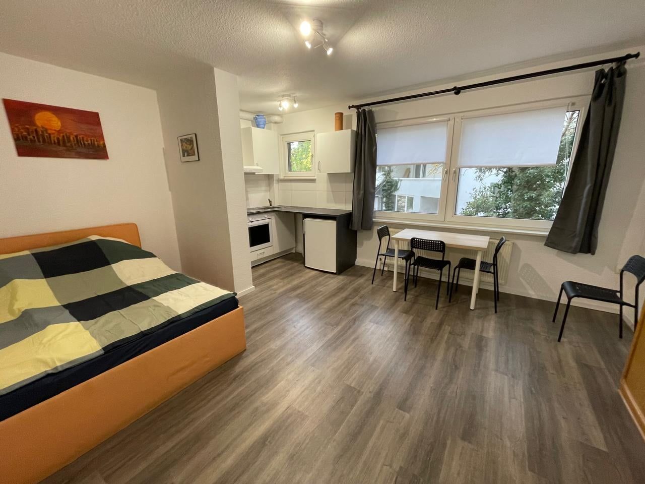 Nice, Cozy Apartment - 5