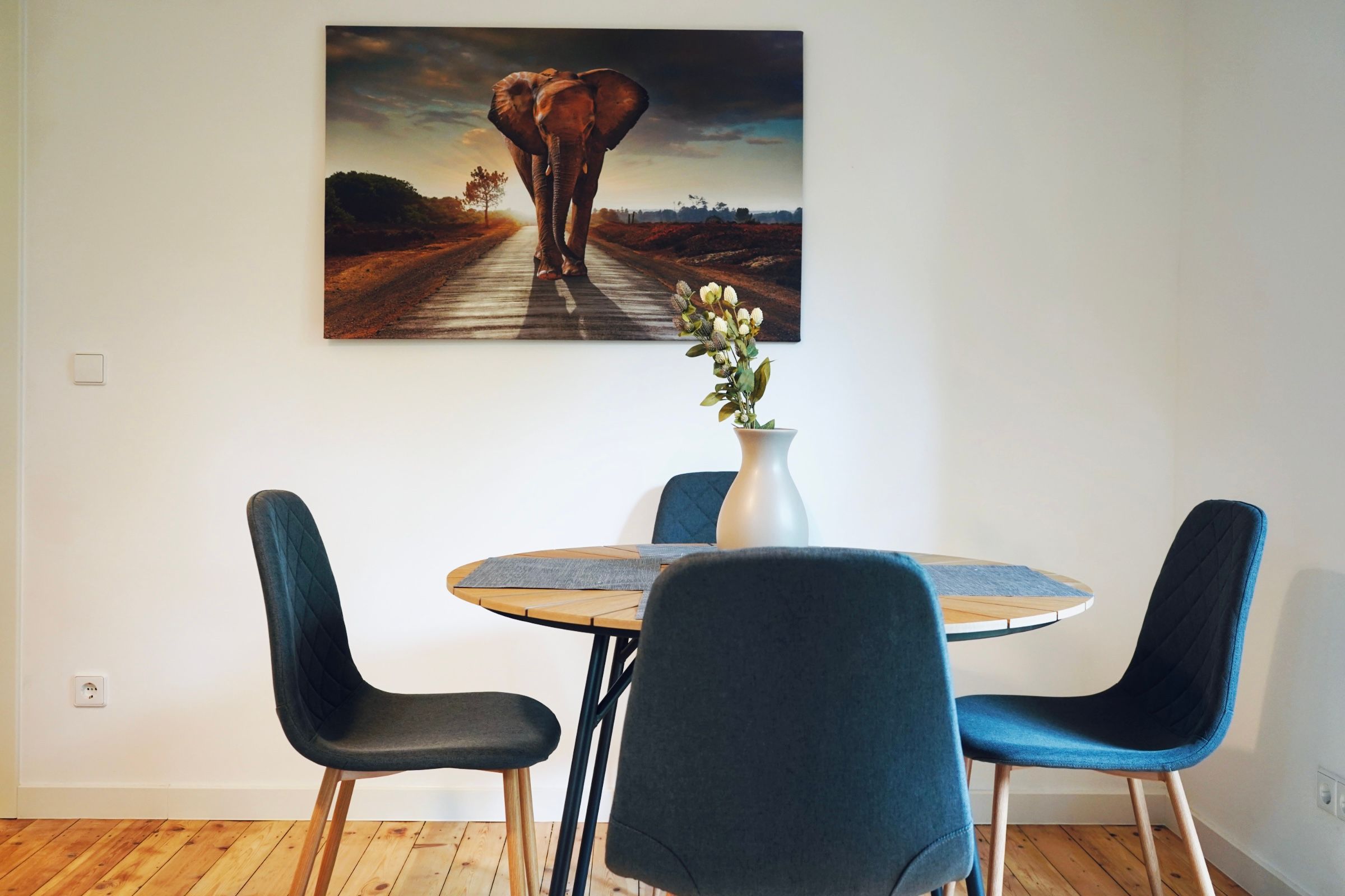 Bright & Neat Suite In Wolfsburg - 16