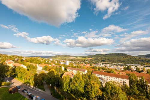 Stylish 2-room apartment - with balcony & Netflix