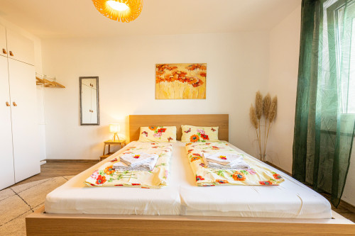 Spacious Flat | Balcony | Washing Machine | Smart TV - Gallery - 32
