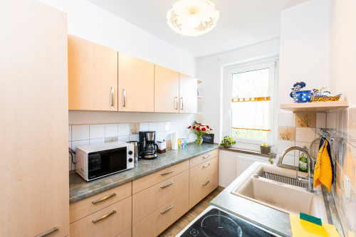 Spacious Flat | Balcony | Washing Machine | Smart TV - Gallery - 6