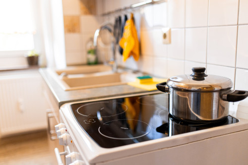 Spacious Flat | Balcony | Washing Machine | Smart TV - Gallery - 10