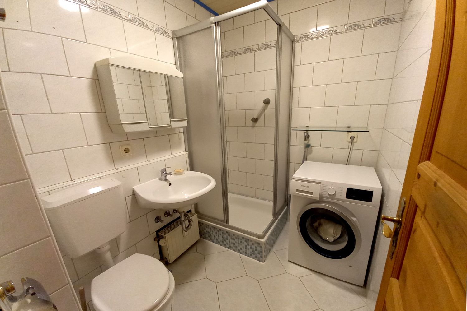  Furnished 2-Room Apartment With Balcony, Elevator And Parking Space Centrally Located In Eschborn  -  Furnished 2-room apartment with balcony, elevator and parking space centrally located in Eschborn  - Gallery -  6