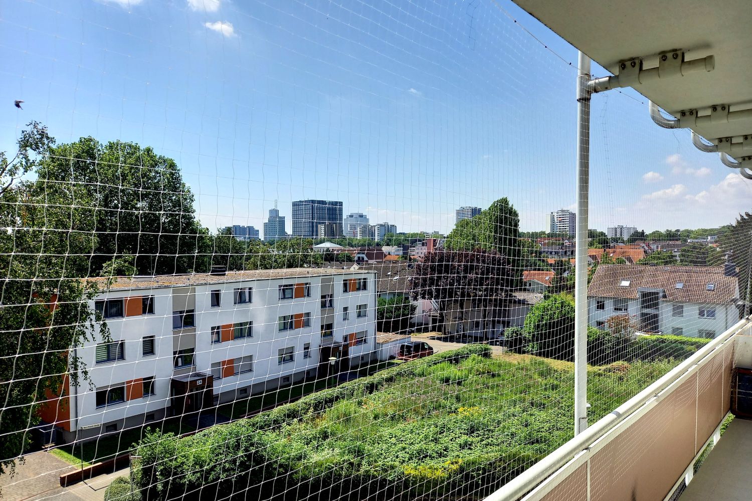  Furnished 2-Room Apartment With Balcony, Elevator And Parking Space Centrally Located In Eschborn  -  Furnished 2-room apartment with balcony, elevator and parking space centrally located in Eschborn  - Gallery -  8