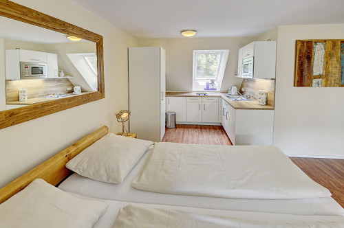 Welcome to the holiday apartment "Kajüte am Nordermarkt" for up to 2 people in the heart of the lively old town.