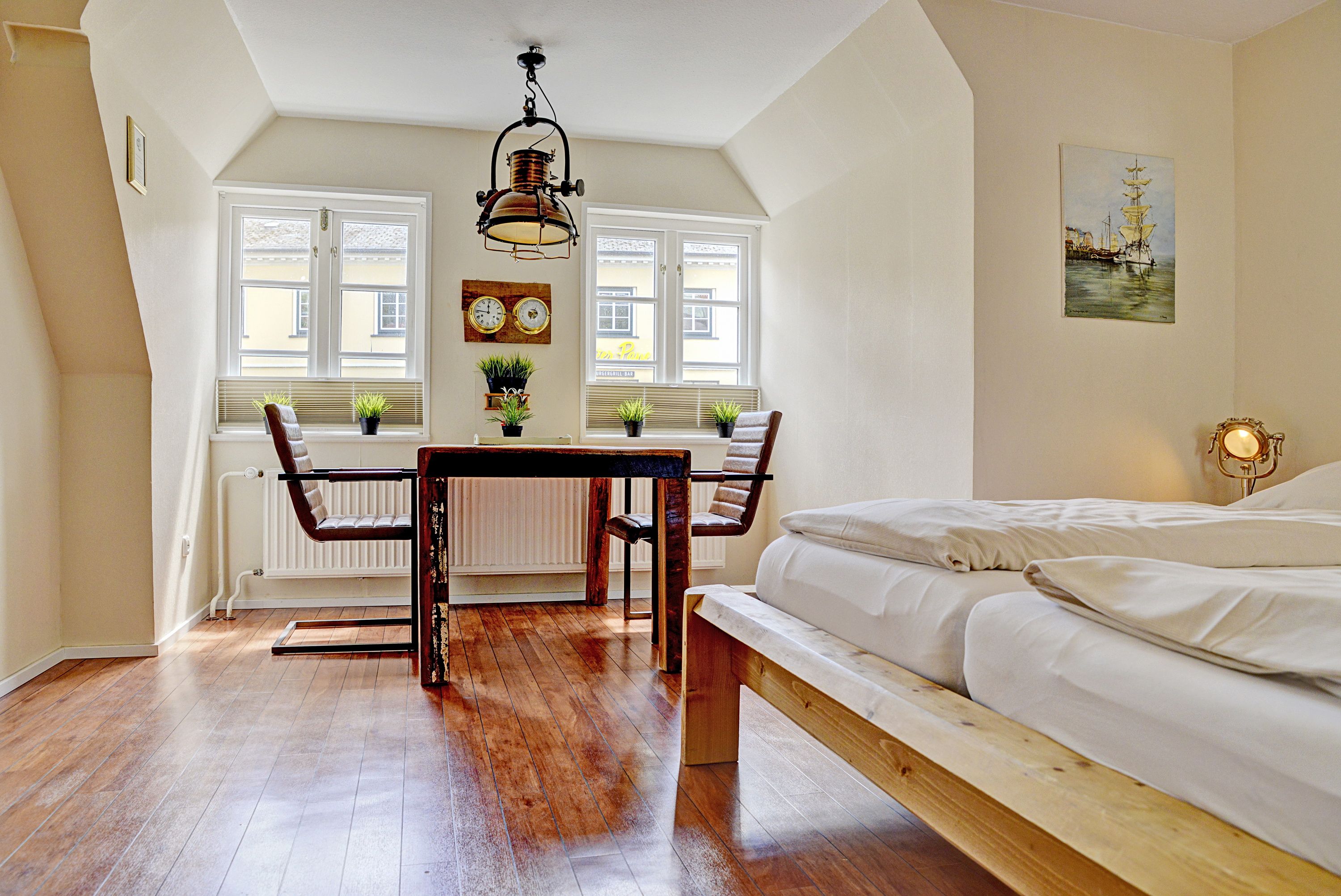  Welcome To The Holiday Apartment "Kajüte Am Nordermarkt" For Up To 2 People In The Heart Of The Live  -  Welcome to the holiday apartment "Kajüte am Nordermarkt" for up to 2 people in the heart of the lively old town.  - Gallery -  6