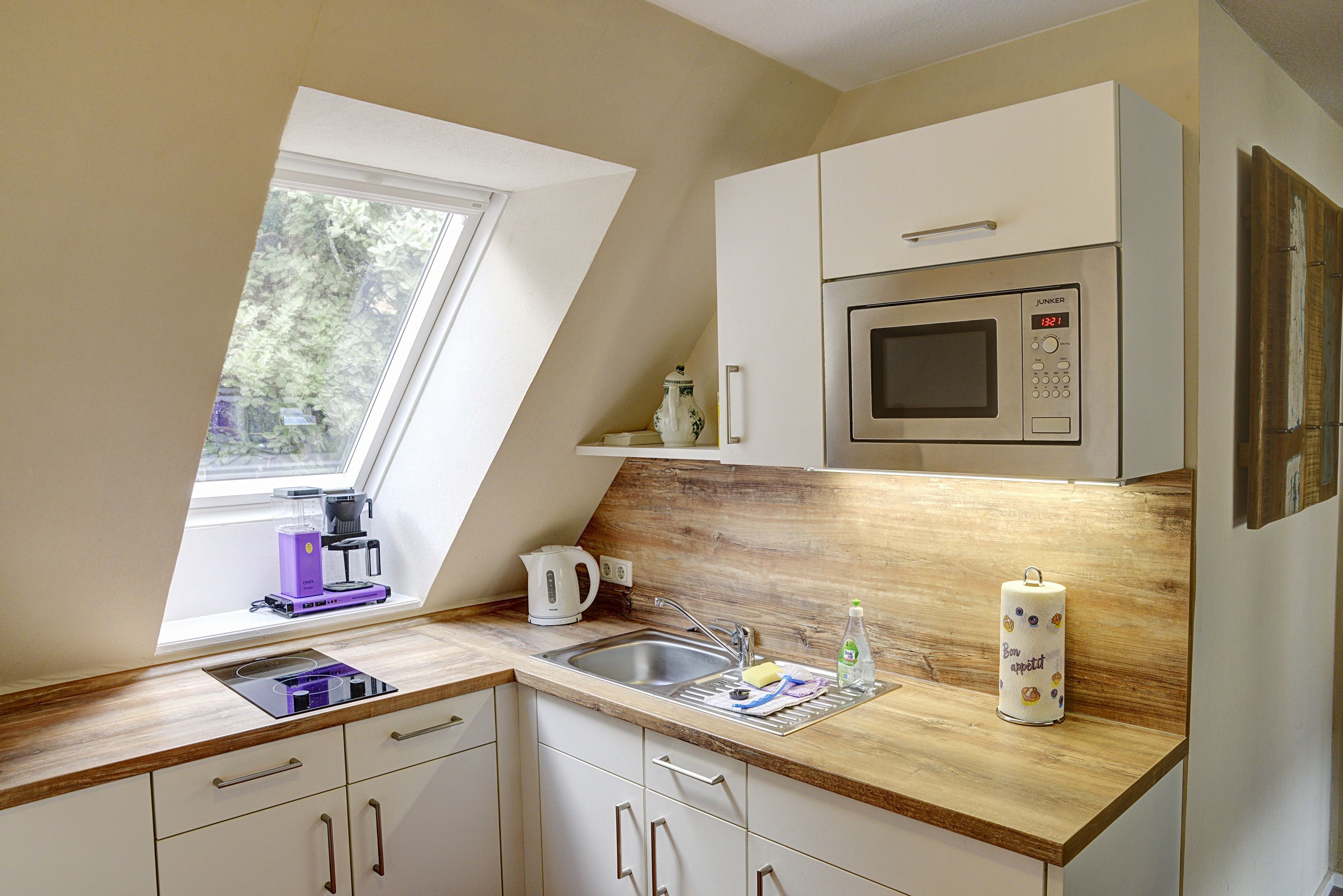  Welcome To The Holiday Apartment "Kajüte Am Nordermarkt" For Up To 2 People In The Heart Of The Live  -  Welcome to the holiday apartment "Kajüte am Nordermarkt" for up to 2 people in the heart of the lively old town.  - Gallery -  3