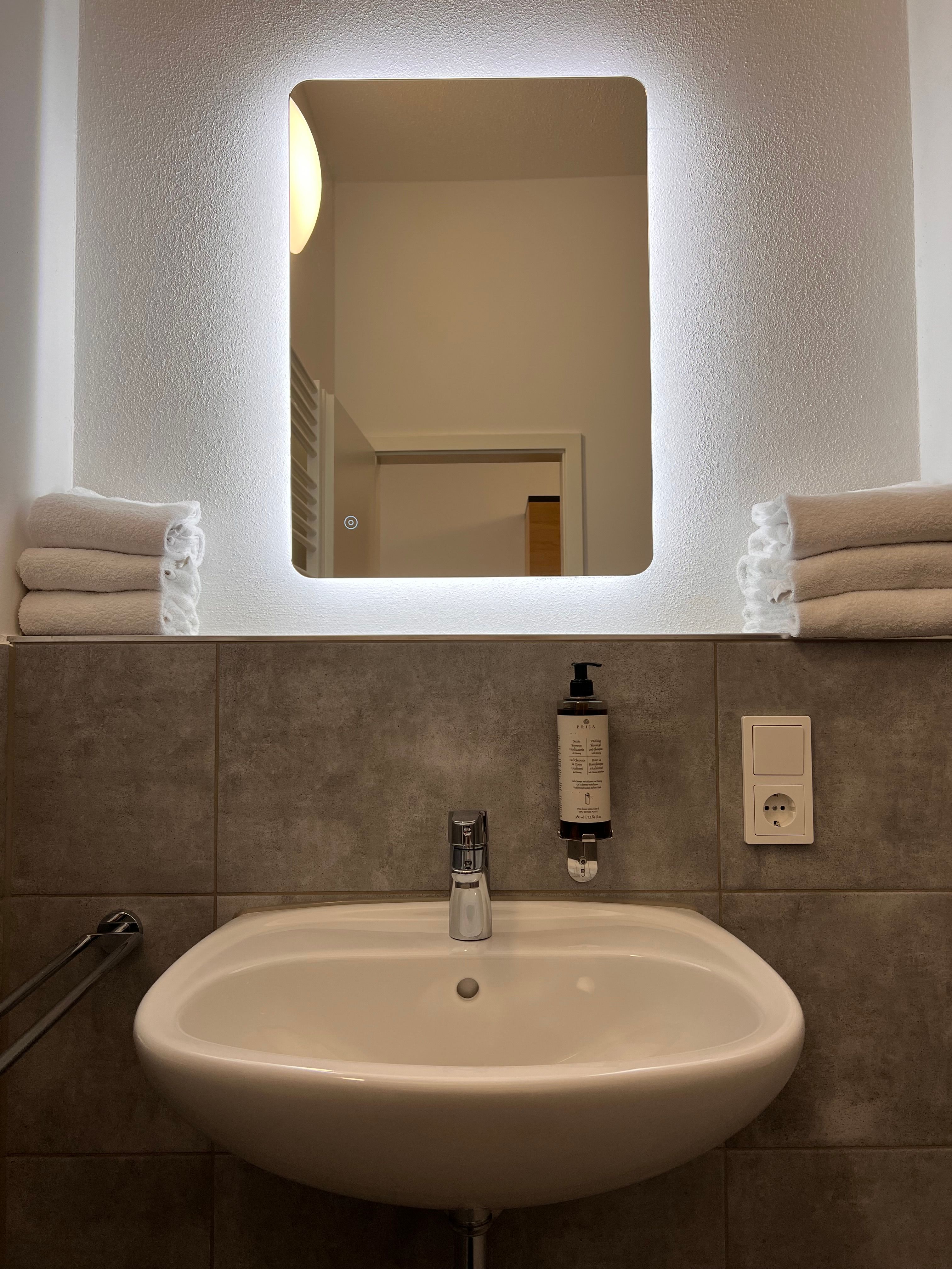  Nice & Lovely Flat In Altdorf  -  Nice & lovely flat in Altdorf  - Gallery -  4