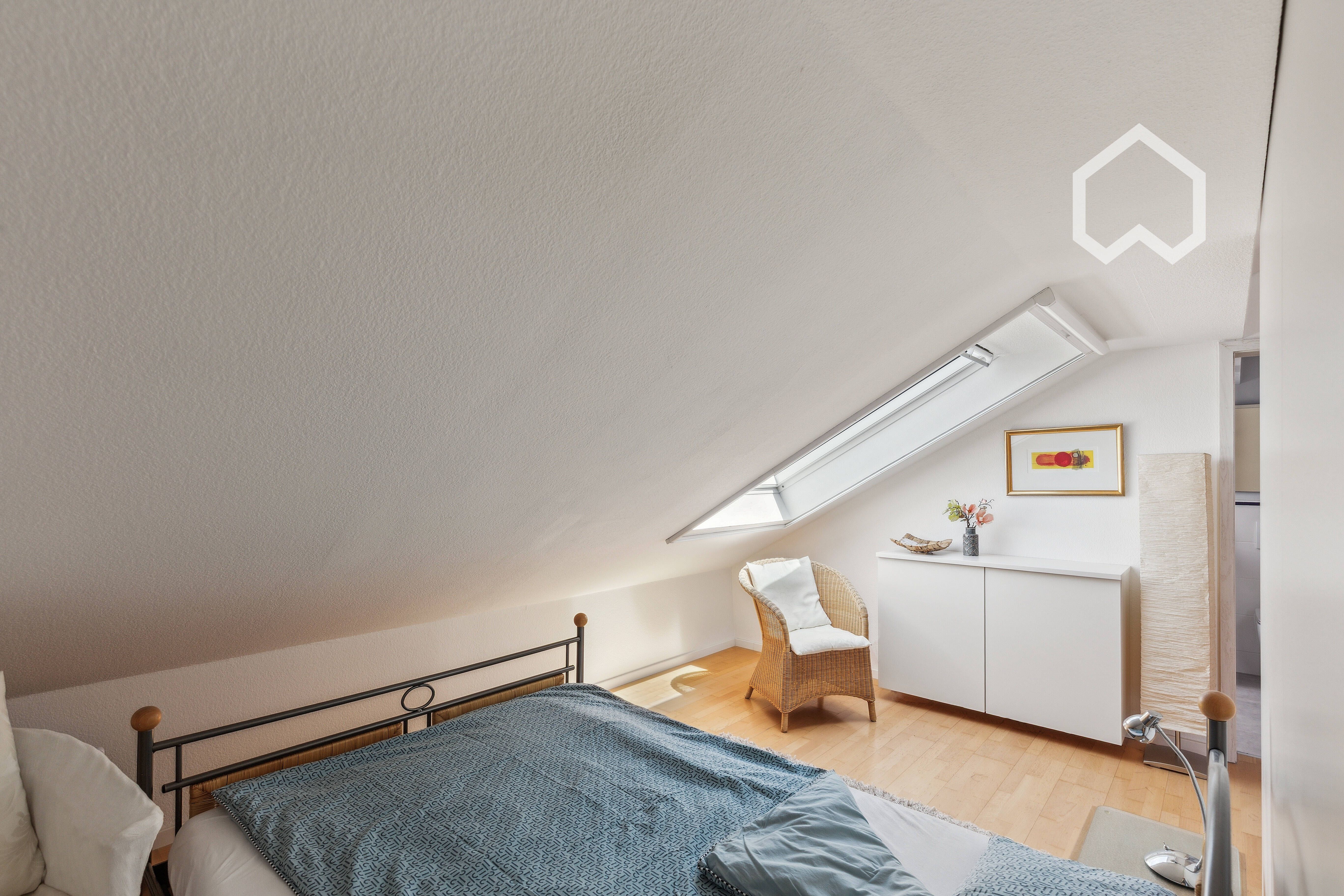  Bad Homburg. Near U2, Attic Apartment With High Living Comfort.  -  Bad Homburg. Near U2, attic apartment with high living comfort.  - Gallery -  7