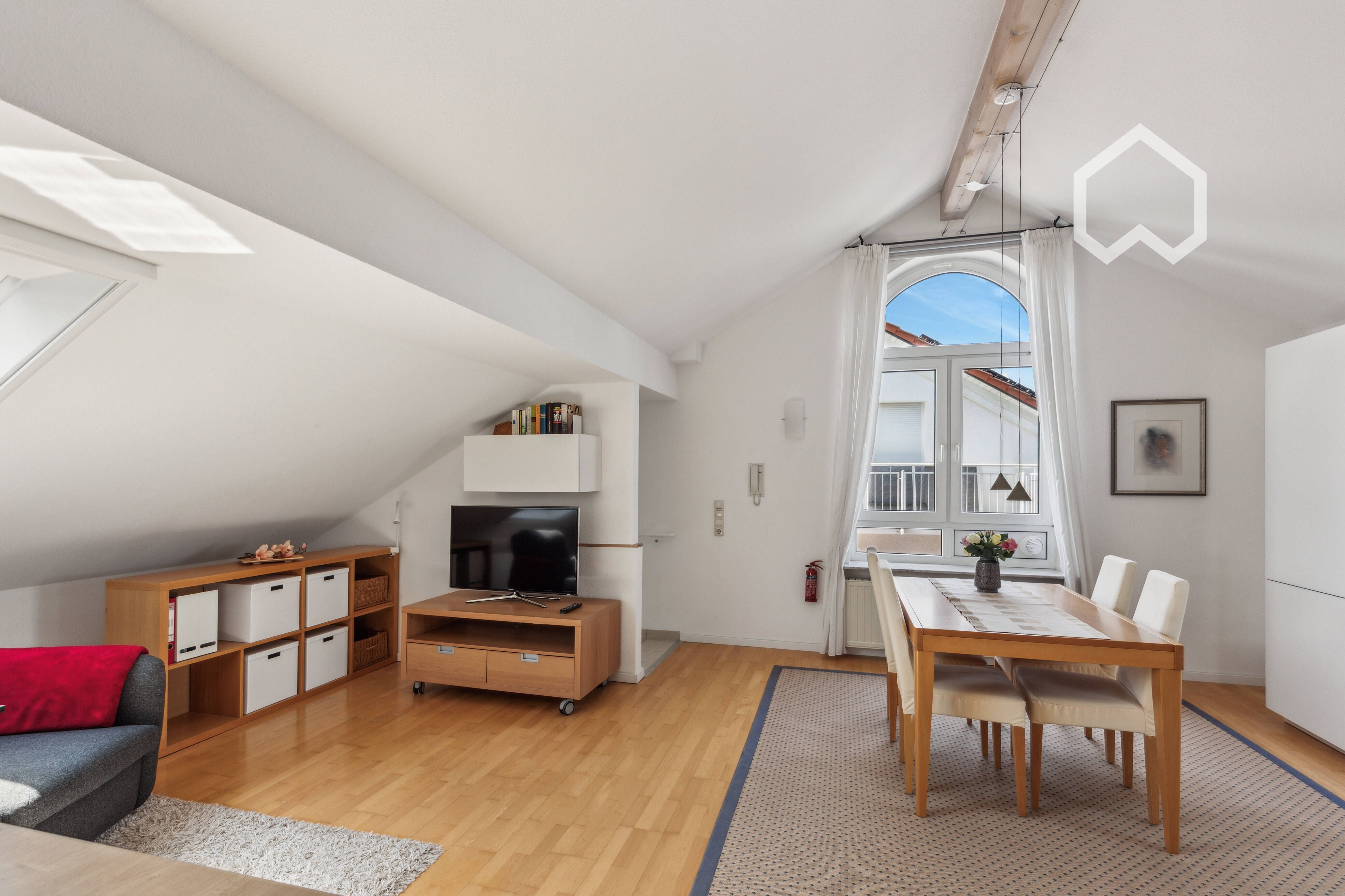  Bad Homburg. Near U2, Attic Apartment With High Living Comfort.  -  Bad Homburg. Near U2, attic apartment with high living comfort.  - Gallery -  15