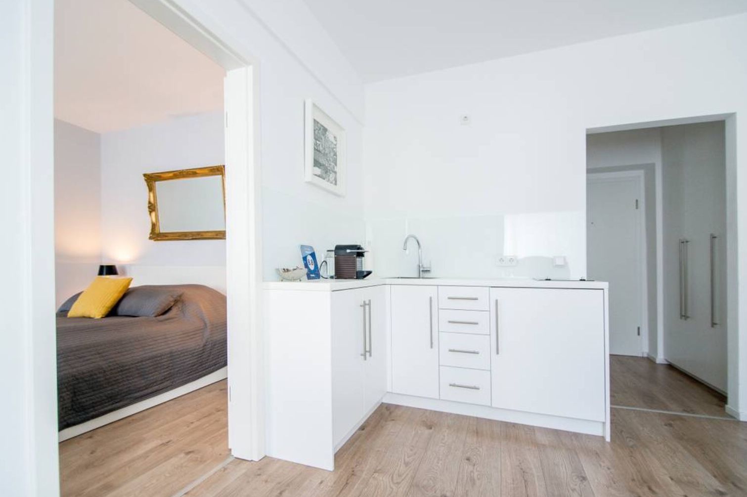 Cute Apartment In Düsseldorf - Perfect Location - 4
