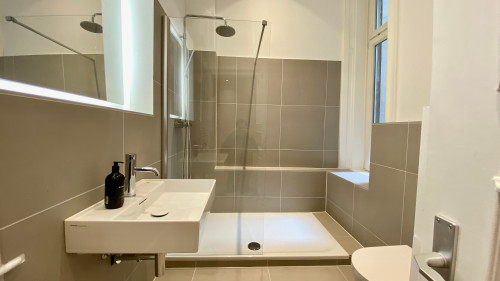 STACEY Co Living, Private room in Downtown Hamburg – Premium+ - Gallery - 5