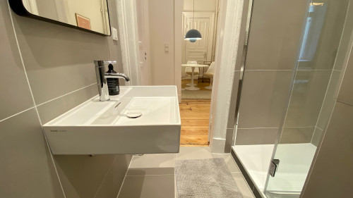 STACEY Co Living, Private room in Downtown Hamburg – Premium+ - Gallery - 8