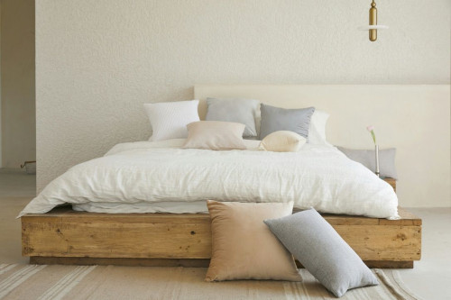 Modern 2-Room Apartment (61 m²) – Very Quiet, Fully Furnished, No Deposit, Includes Cleaning Service & City Registration