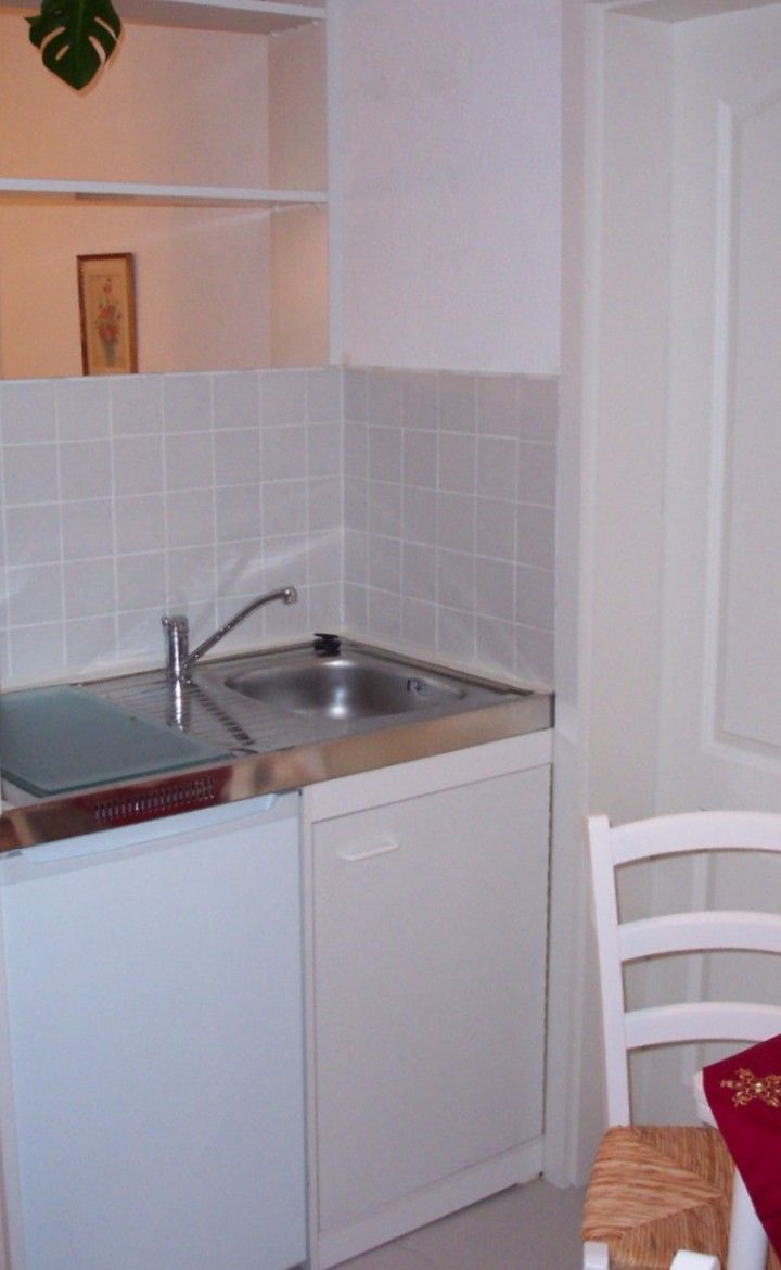  Huge 30 Sqm Apartment In The Southern Outskirts Of Berlin - 2 Rooms  -  Huge 30 sqm Apartment in the southern outskirts of Berlin - 2 rooms  - Gallery -  2