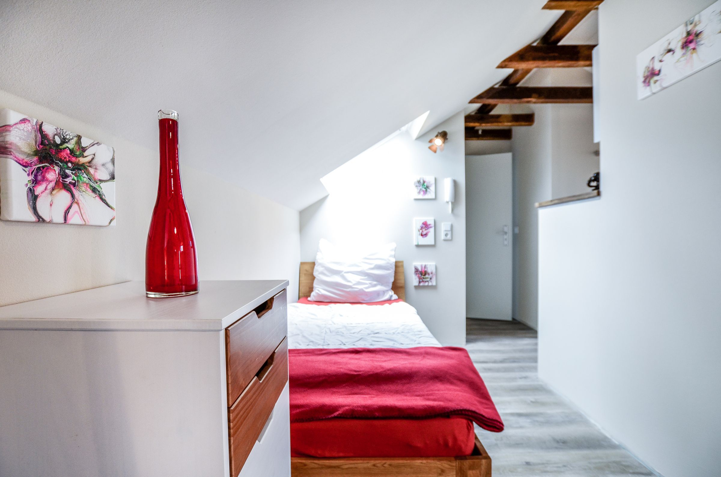  Modern And Spacious Apartment In Siegburg  -  Modern and spacious apartment in Siegburg  - Gallery -  21