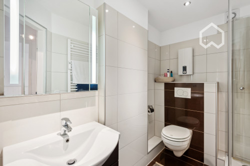 Cozy Appartment in Düsseldorf near Central Station - Gallery - 13