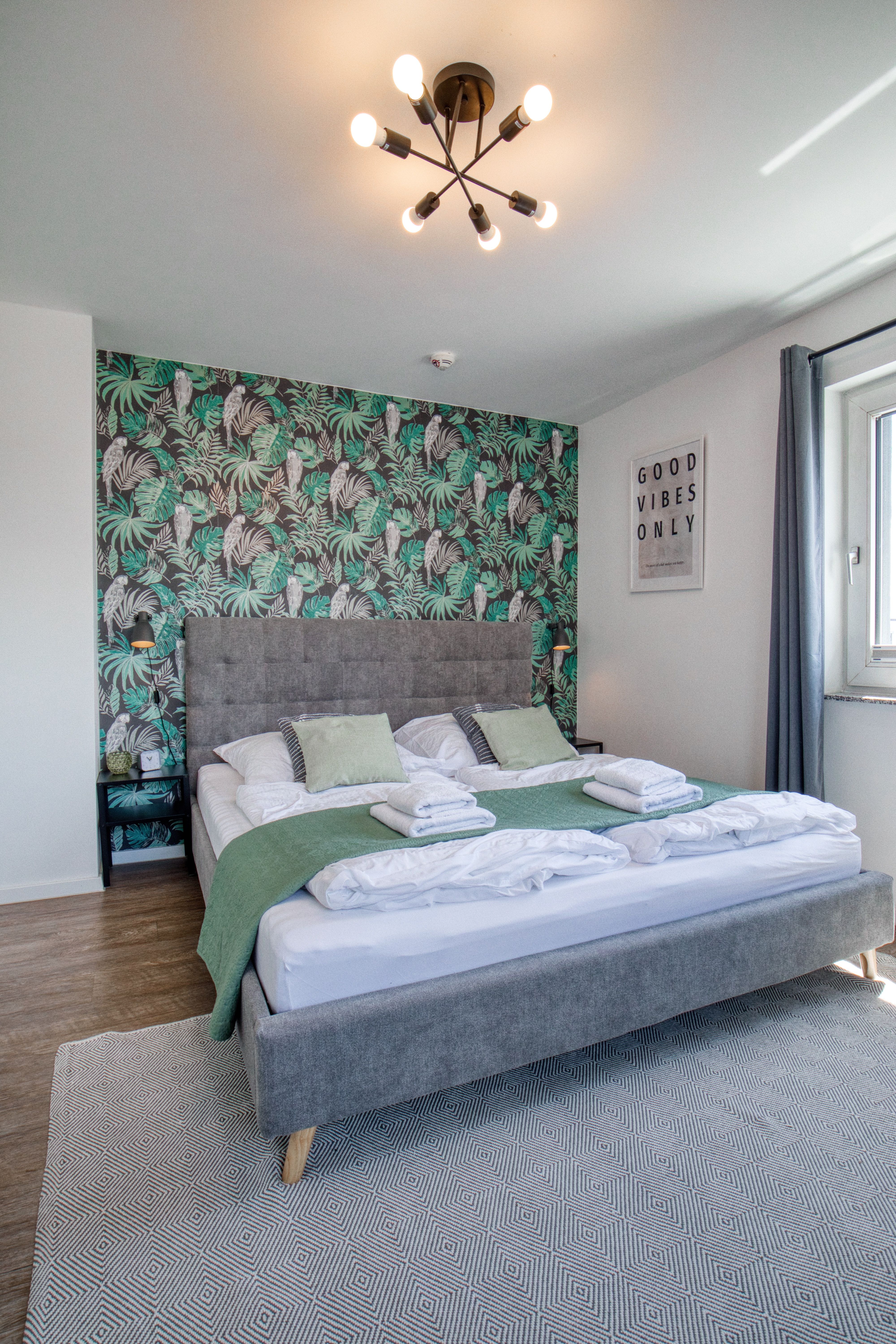 Business Apt L Airport/Fair L 4 Guests – ZachaStay - 32