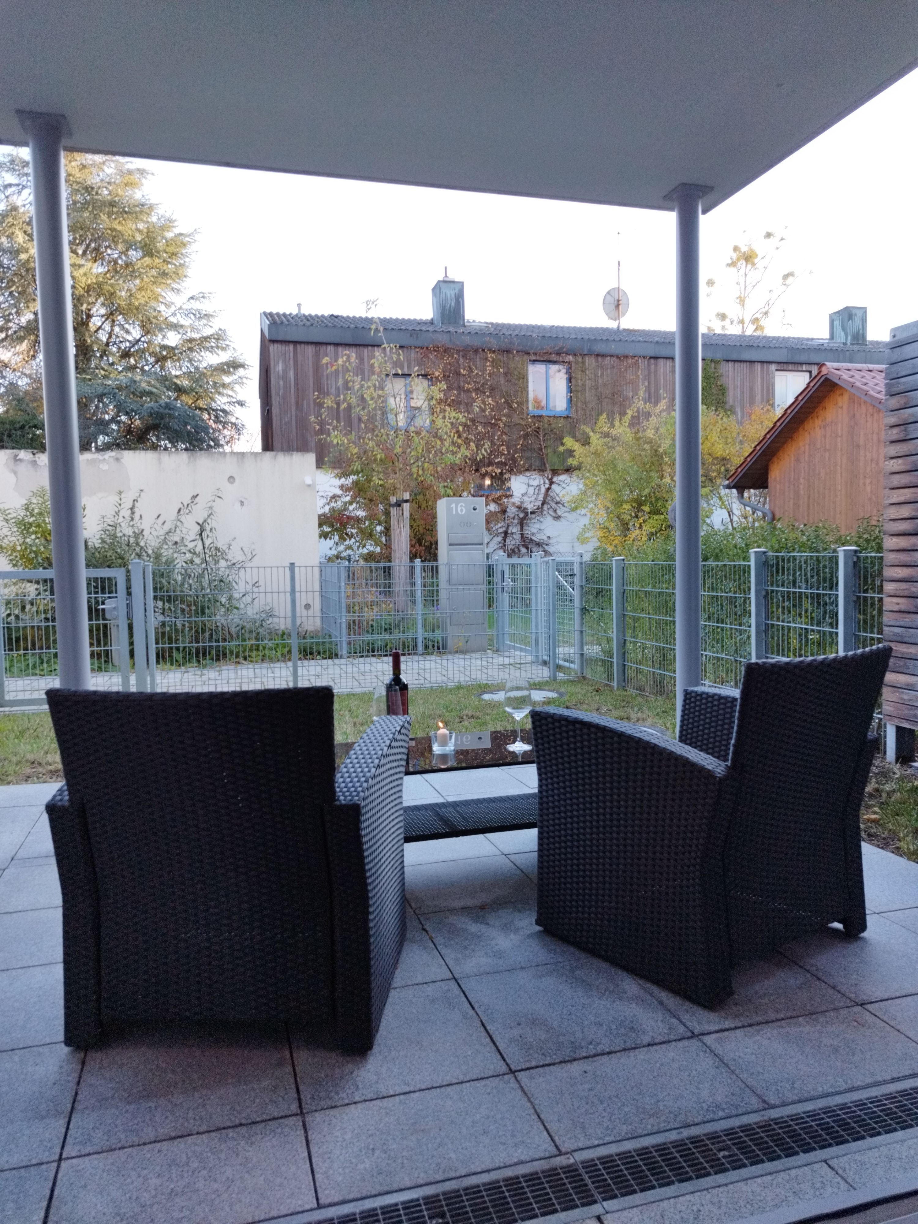 Newly Furnished New Building Bright With Garden Centrally Located Near S-Bahn Incl. Fiber Optic Conn - 8
