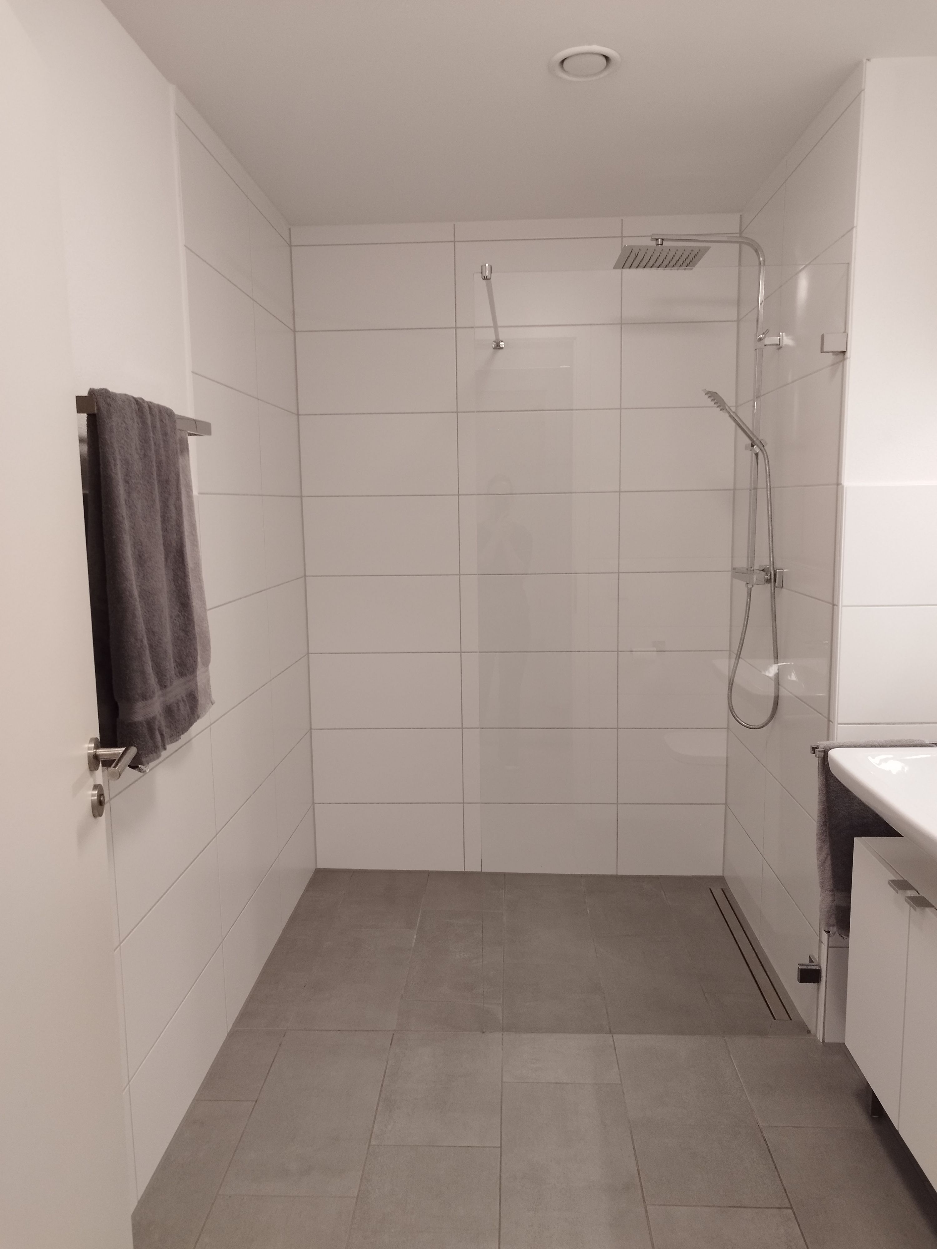 Newly Furnished New Building Bright With Garden Centrally Located Near S-Bahn Incl. Fiber Optic Conn - 9