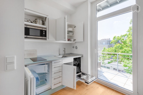Very nice and cozy home with balcony to the south