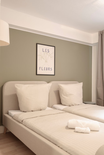 6 Minutes from Hamburg Airport – Spacious 2.5-Room Apartment with Charm and Great Location - Gallery - 17