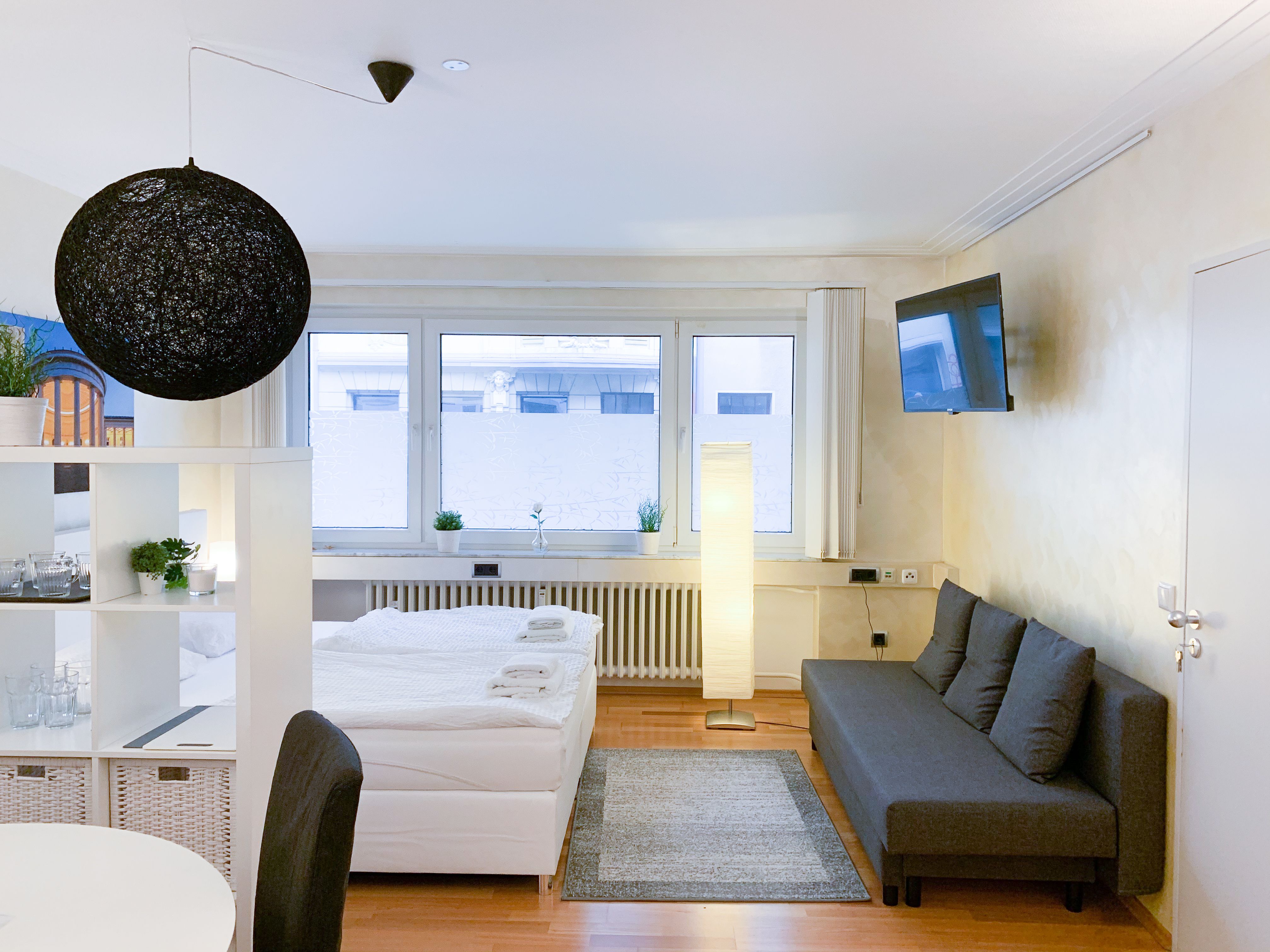 Beautiful And Pretty Suite In Aachen - 3