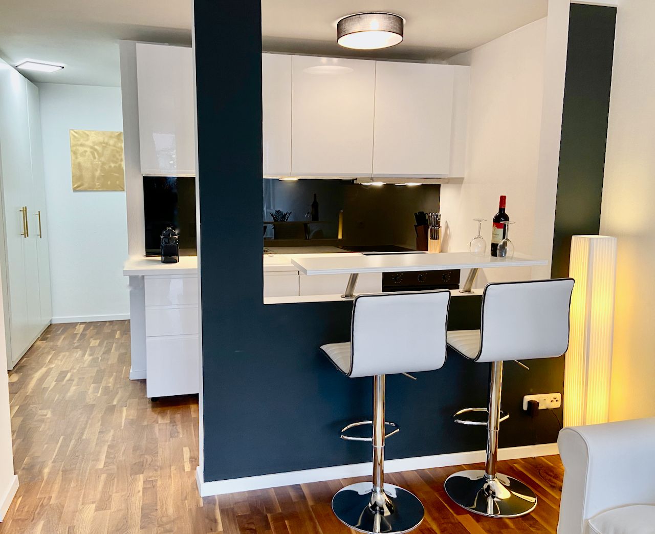Stylish Business Flat Munich-North/Haimhausen, Modern, Sunny Balcony, Private Garage, Free WLAN - 5
