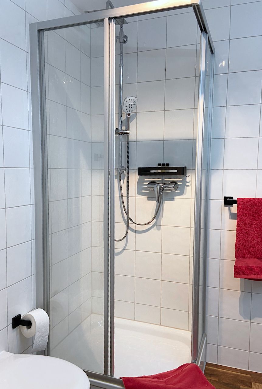 Stylish Business Flat Munich-North/Haimhausen, Modern, Sunny Balcony, Private Garage, Free WLAN - 7